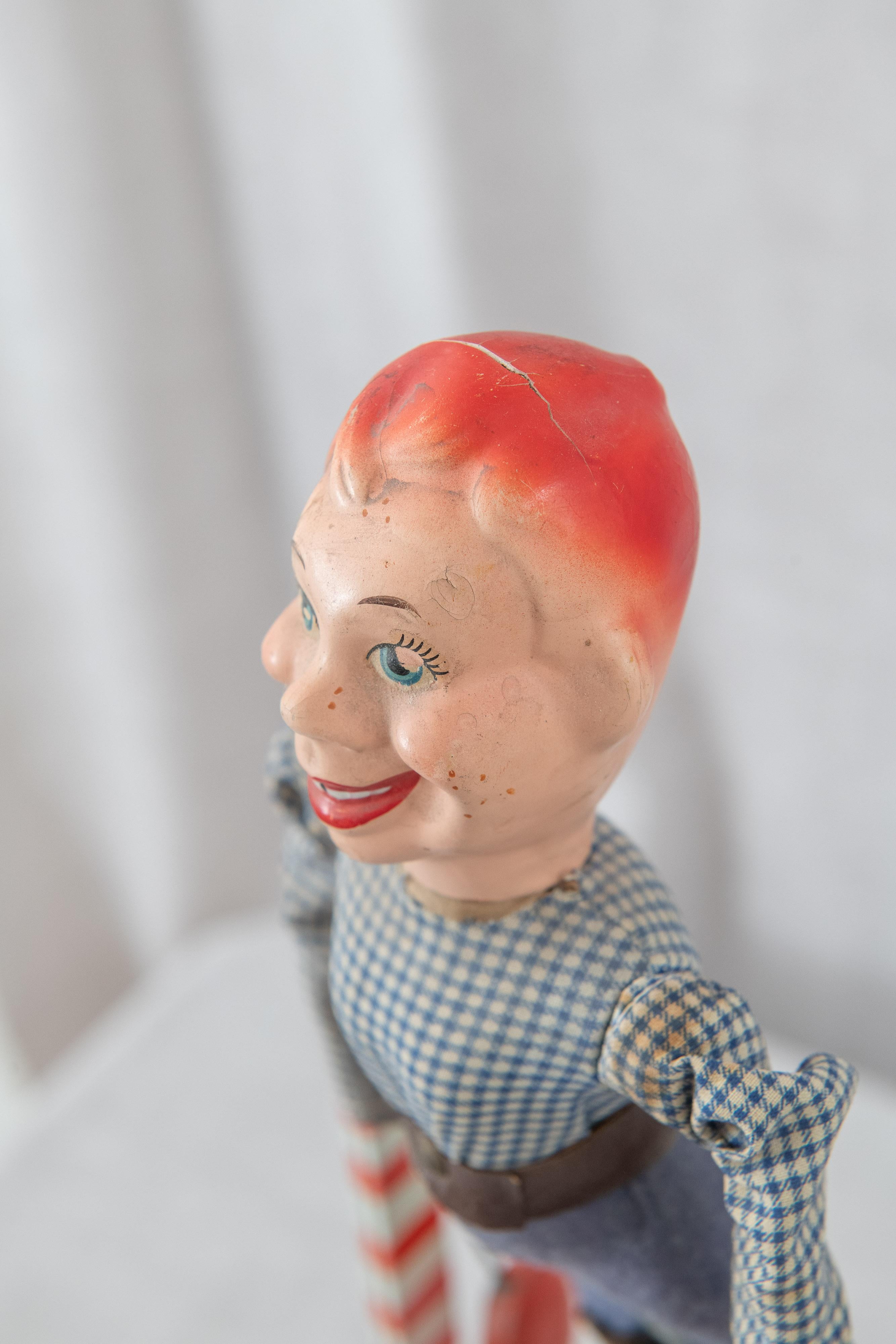 Tedesco Giocattolo acrobatico Howdy Doody, 1950 circa, celluloide e metallo, firmato dal produttore in vendita