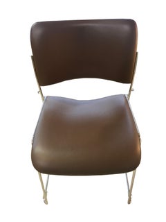 Chaises Howe modèle 40/4 désignées en 1964 par David Rowland