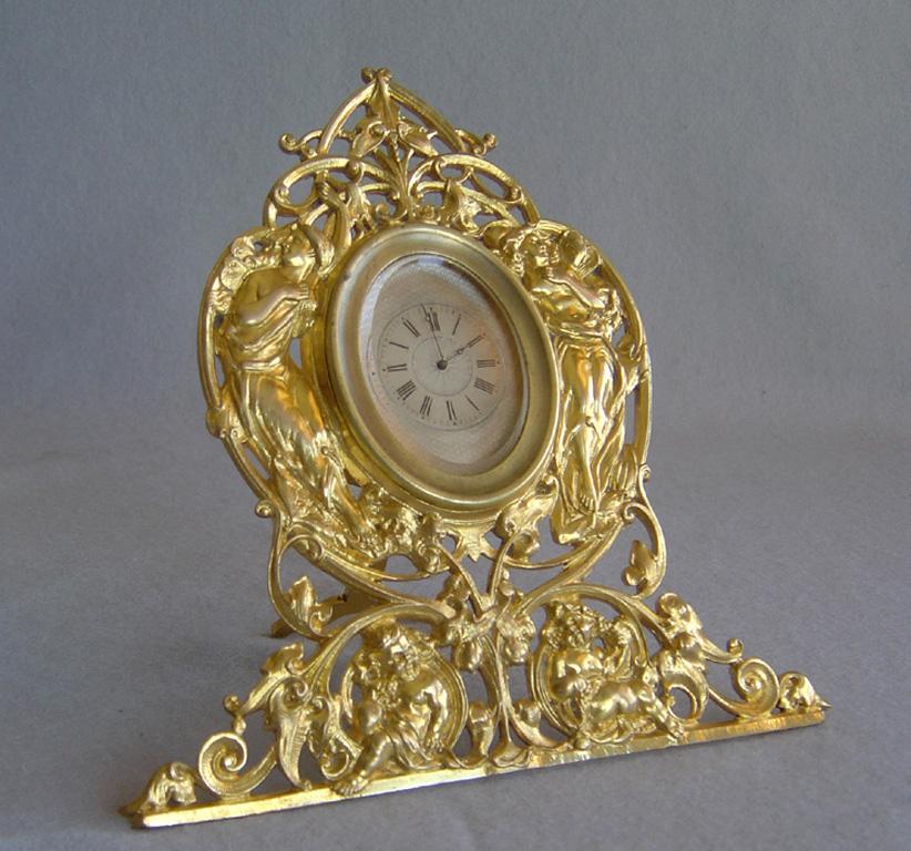 Howell James Art Nouveau Cased Strut Clock In Good Condition For Sale In London, GB