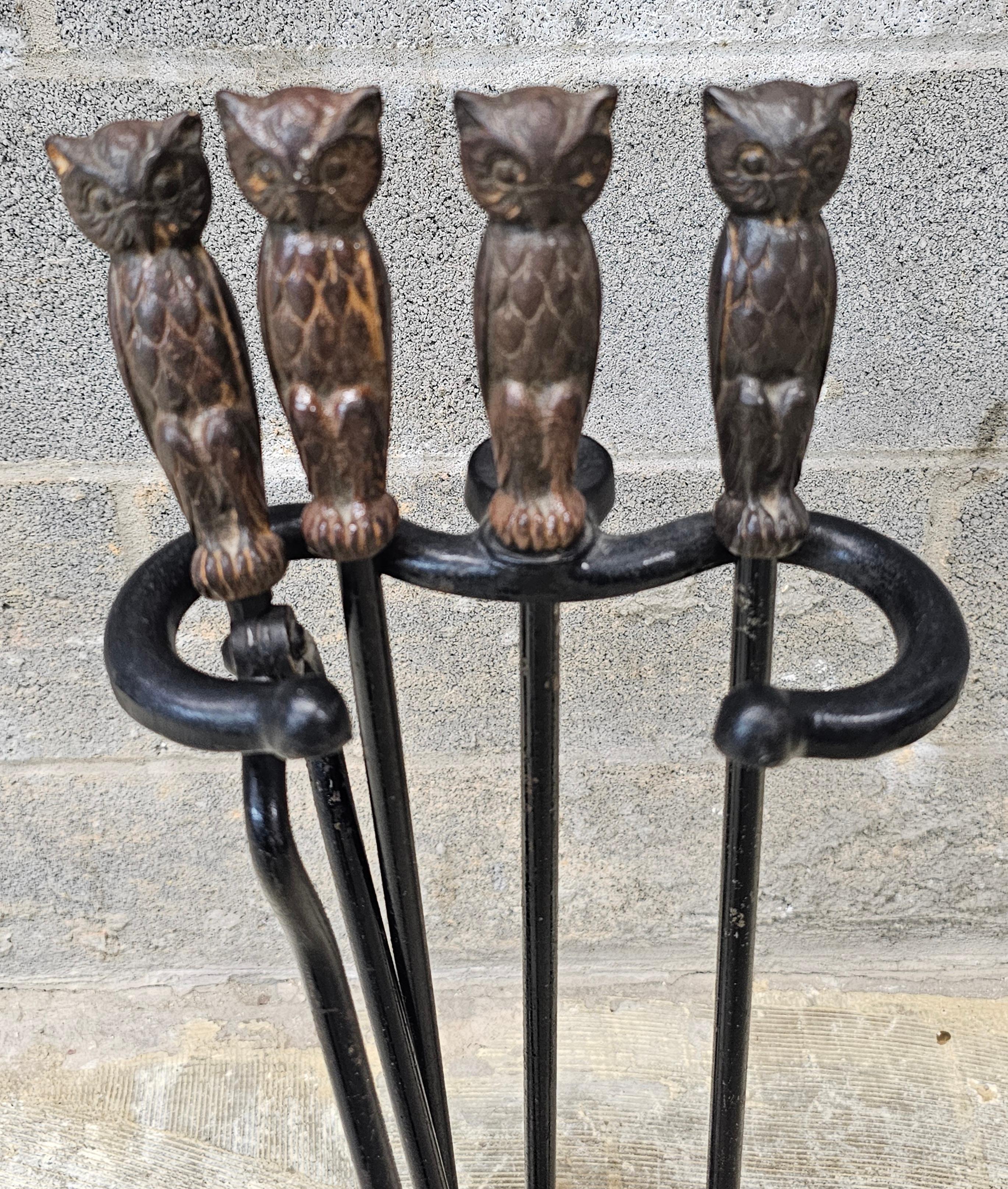 20th Century Howes Boston Renaissance Forged Iron Owl Fireplace Tools Set For Sale