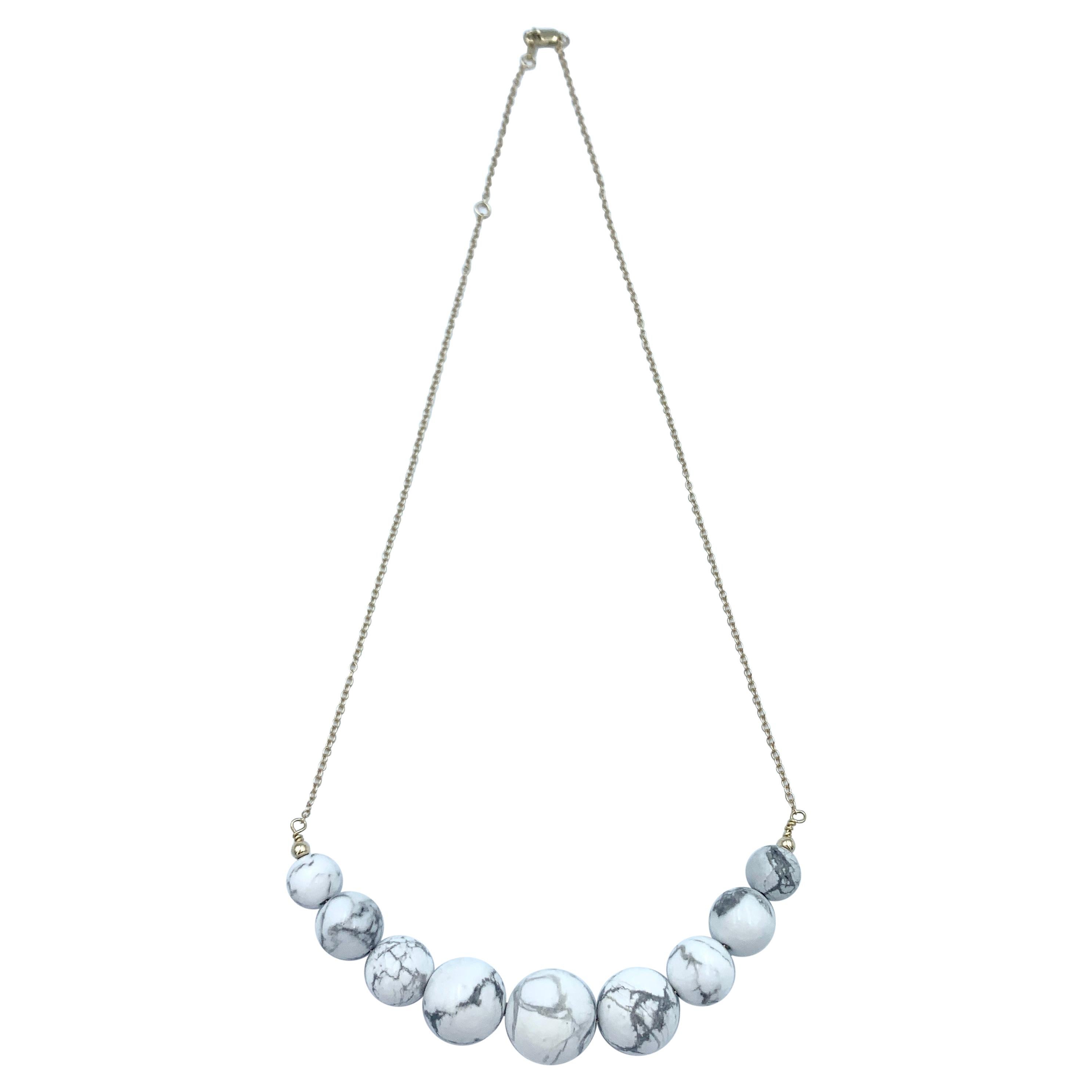 Howlite Graduated Sweetie Necklace in Yellow Gold