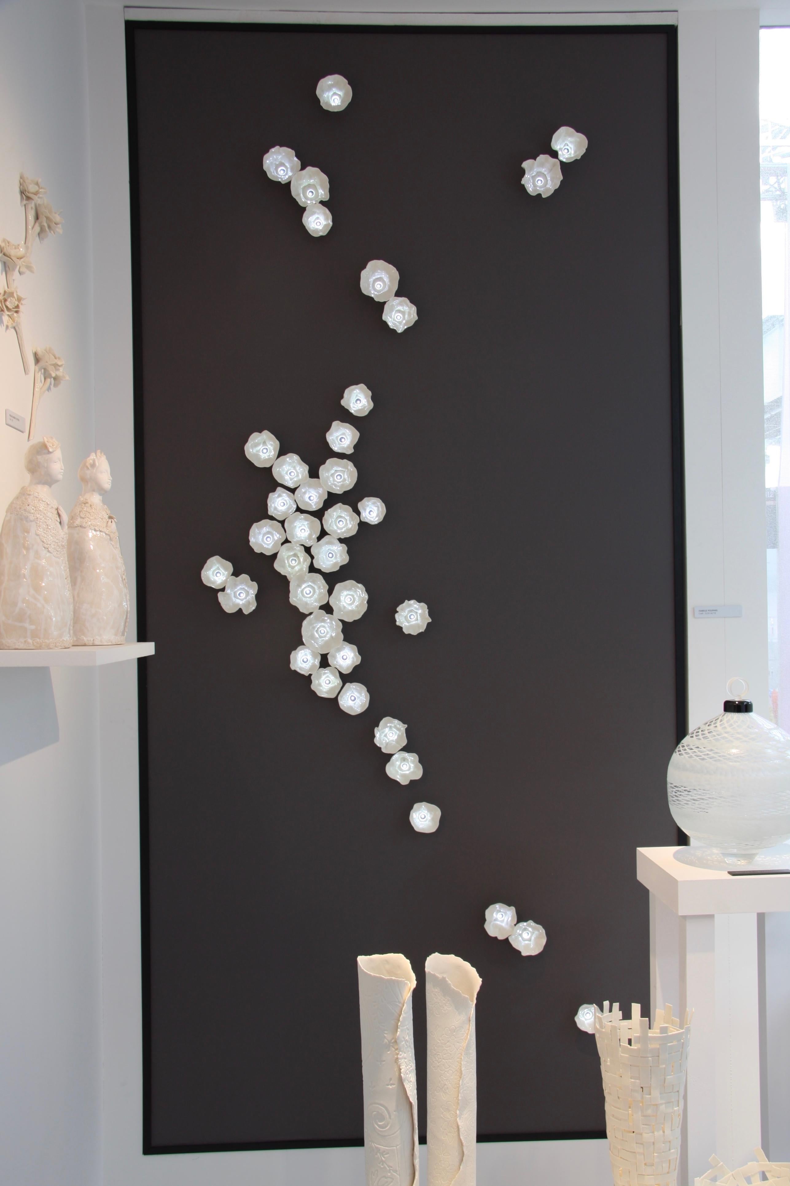 Hoya Porcelain Wall Art, Ludovic Clément d'Armont In condizioni Nuovo in vendita a Geneve, CH