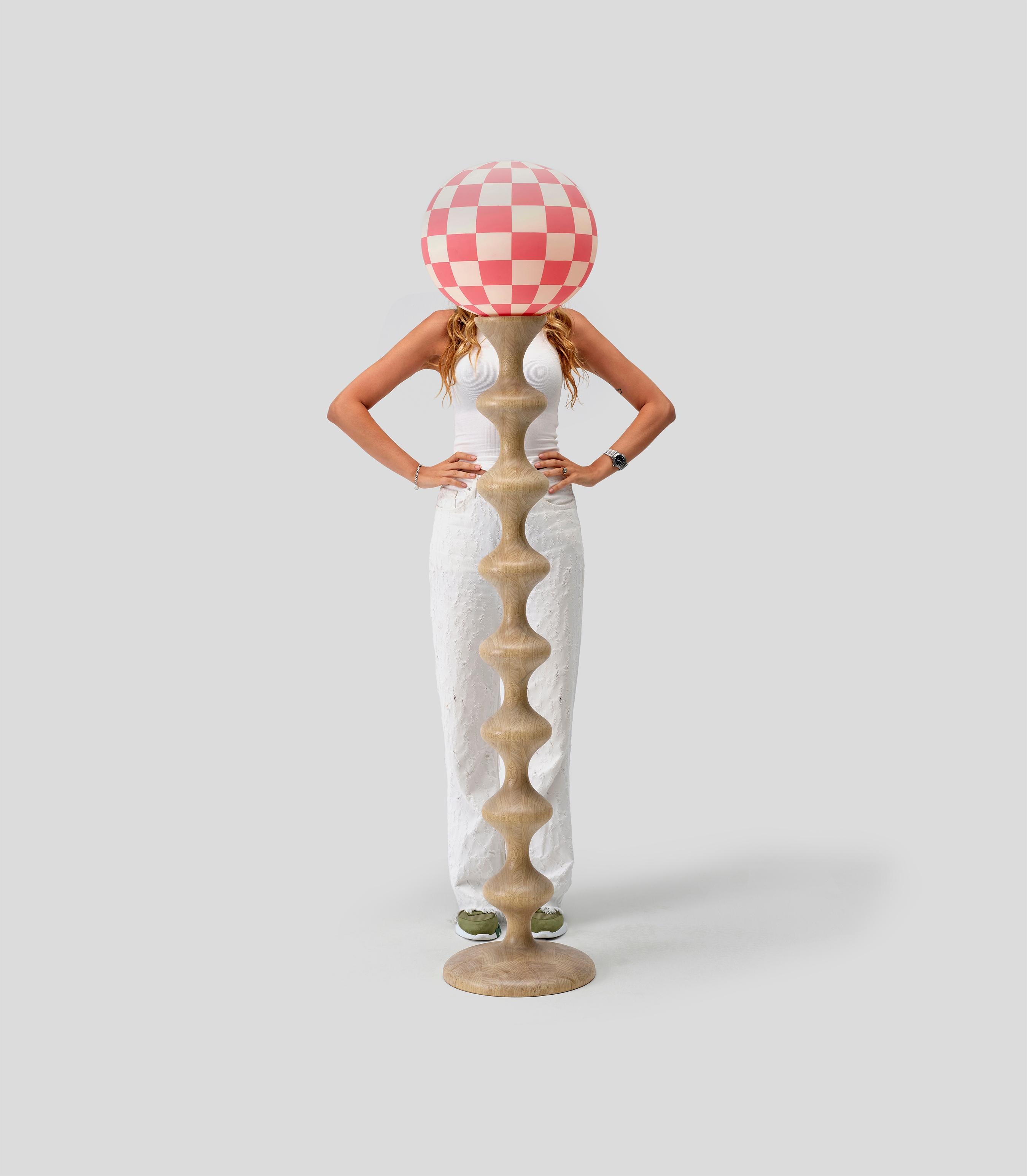 XXIe siècle et contemporain Lampe Hozcal de Merve Kahraman, verre soufflé à la main et bois peint à la main en vente