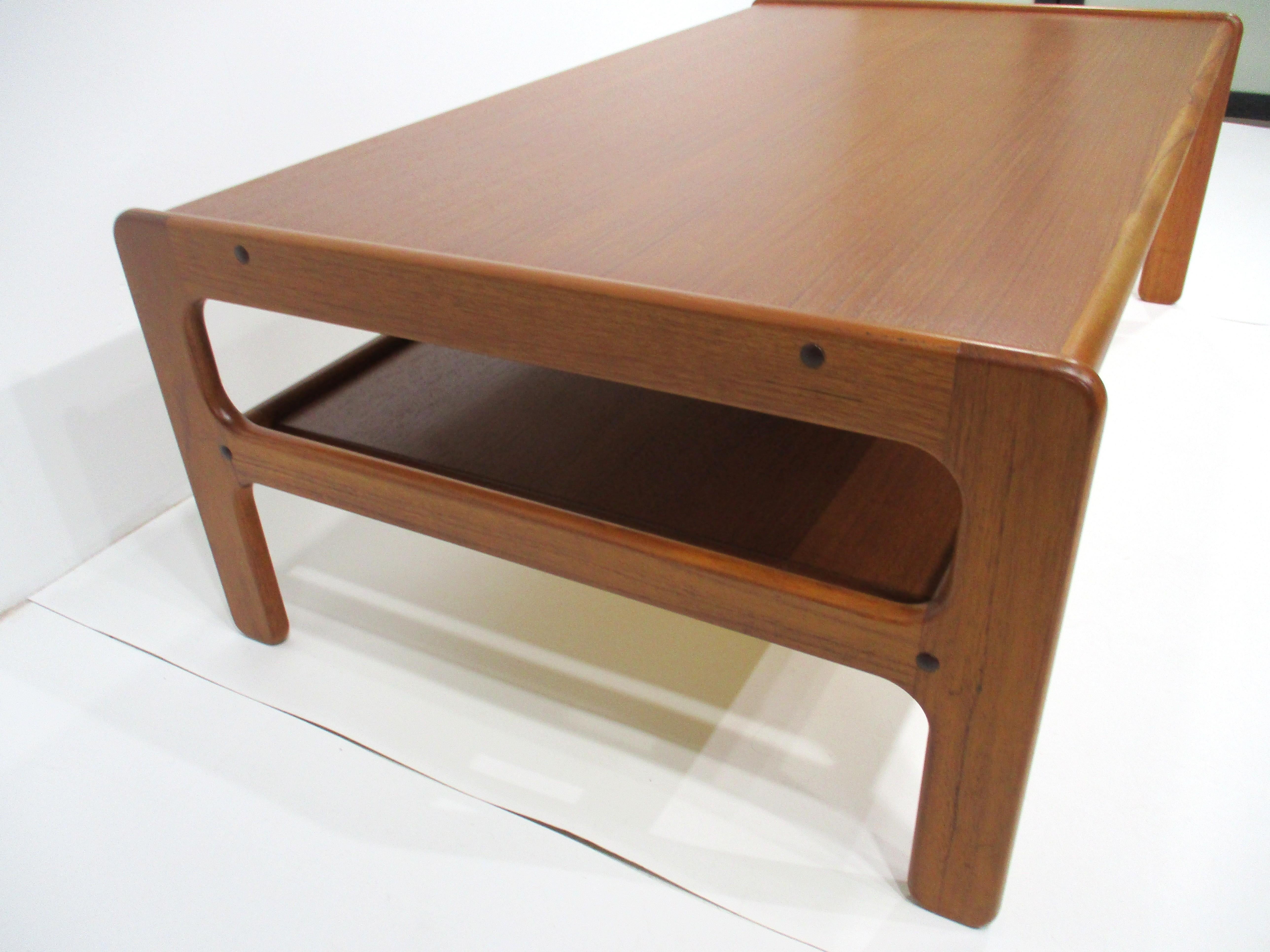 Danish H.P. Hansen Dyrlund Teak Coffee Table Denmark For Sale