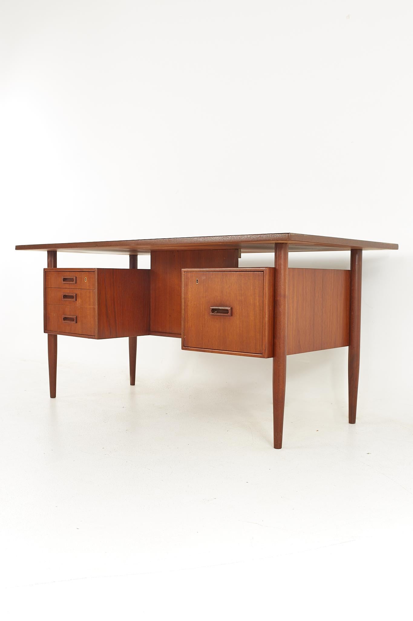 hp hansen desk