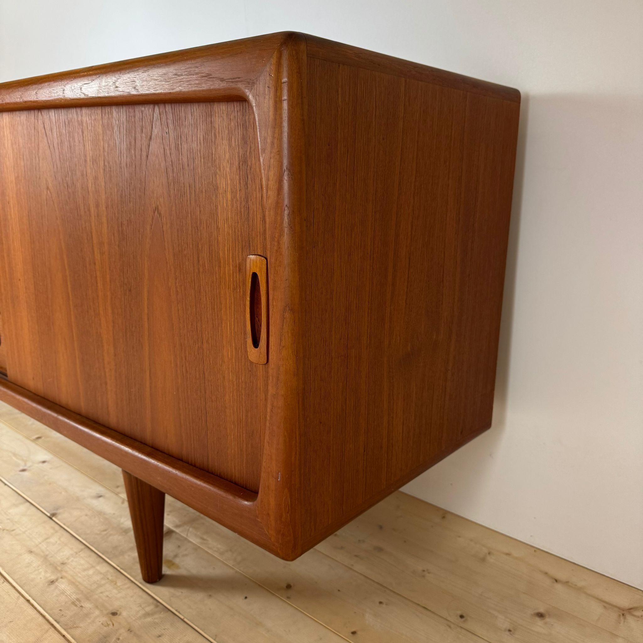 Placage HP Hansen, Buffet en teck, Danemark, 1960 en vente