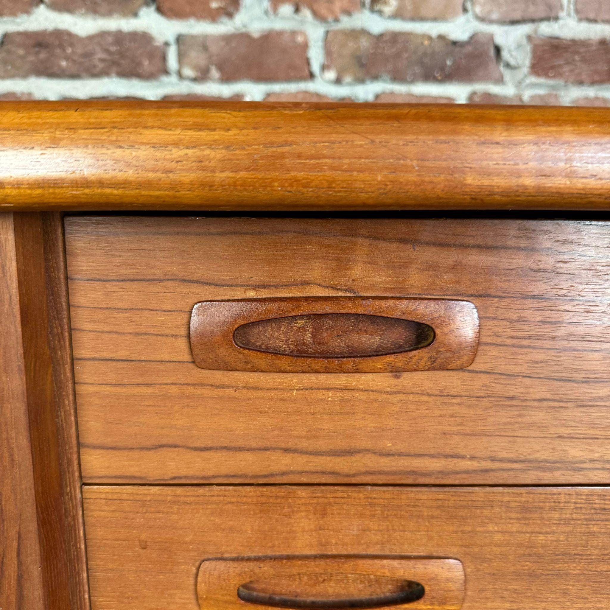 Teak HP Hansen Sideboard in teak, Denmark 1960 For Sale