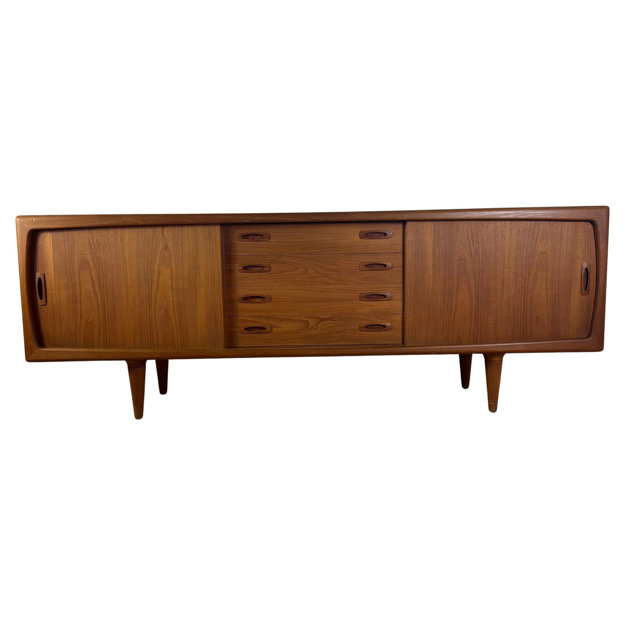 HP Hansen, Sideboard in teak, Denmark, 1960