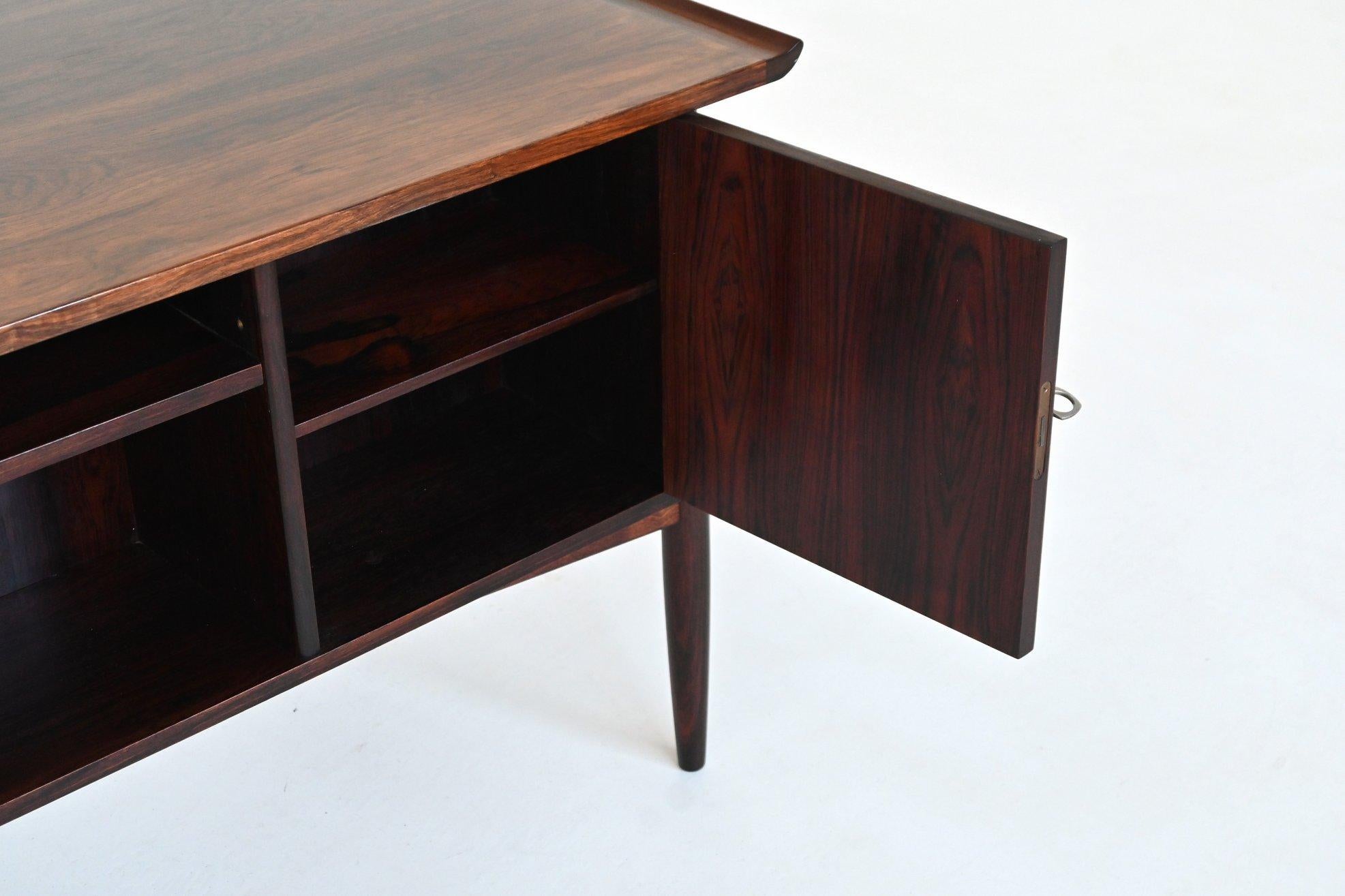H.P. Hansen symmetric writing desk in rosewood Arne Vodder Denmark 1960 6