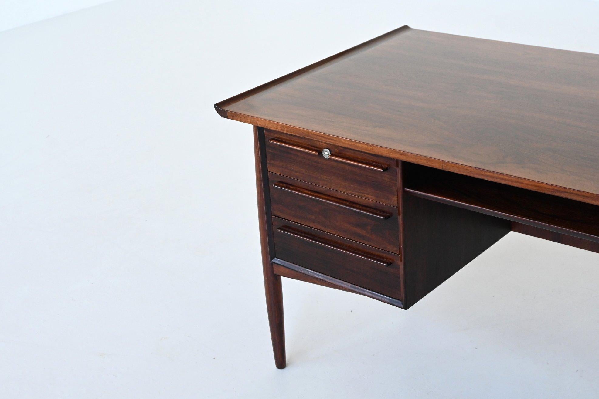 Mid-20th Century H.P. Hansen symmetric writing desk in rosewood Arne Vodder Denmark 1960