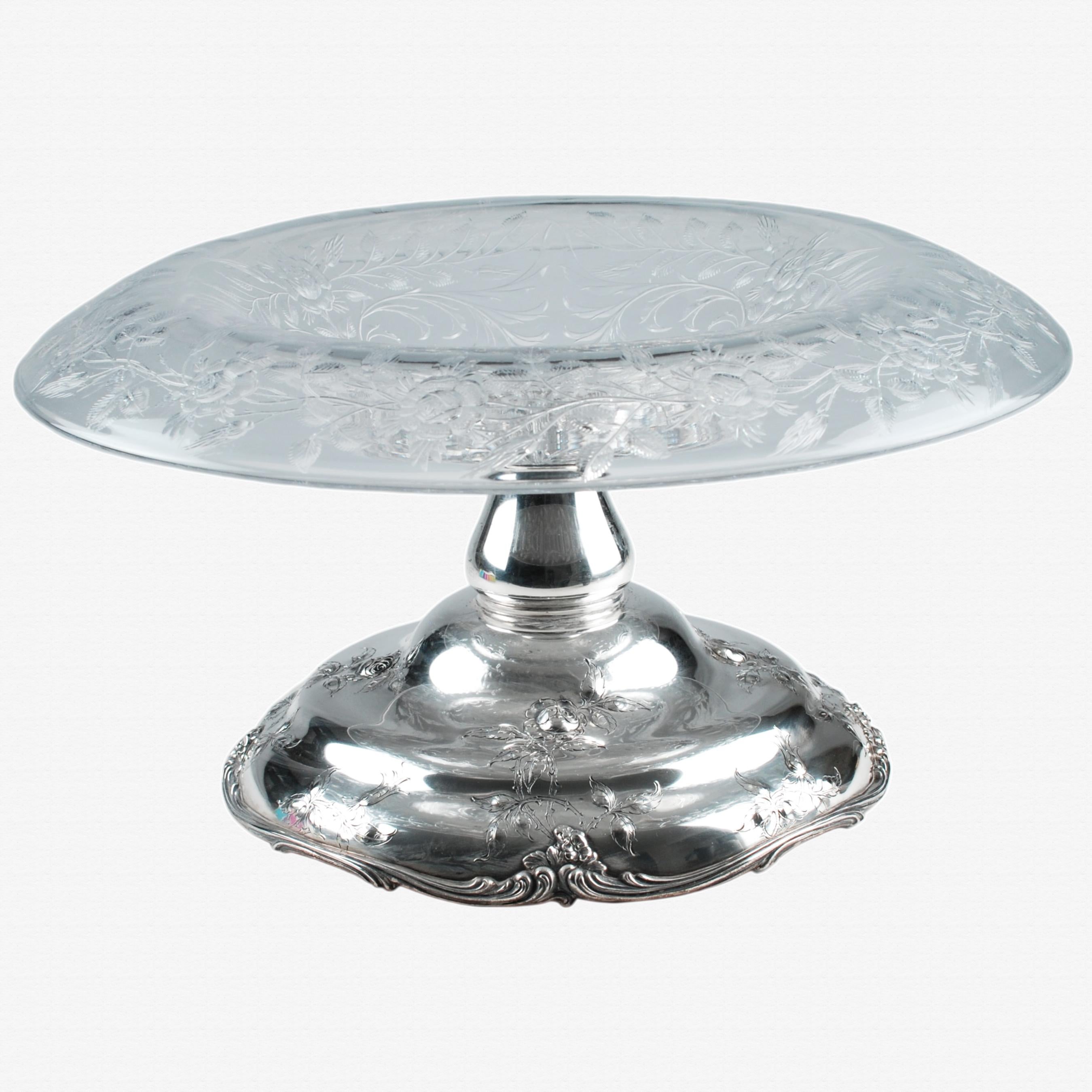 Argento 925 Ciotola centrotavola in vetro inciso HP Sinclaire con base Gorham Sterling Repousse in vendita