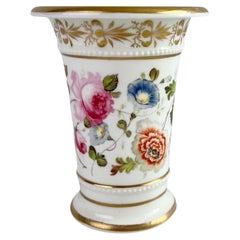 H&R Daniel Attr. Porcelain Spill Vase, White, Sublime Flowers, Regency 1822-1825