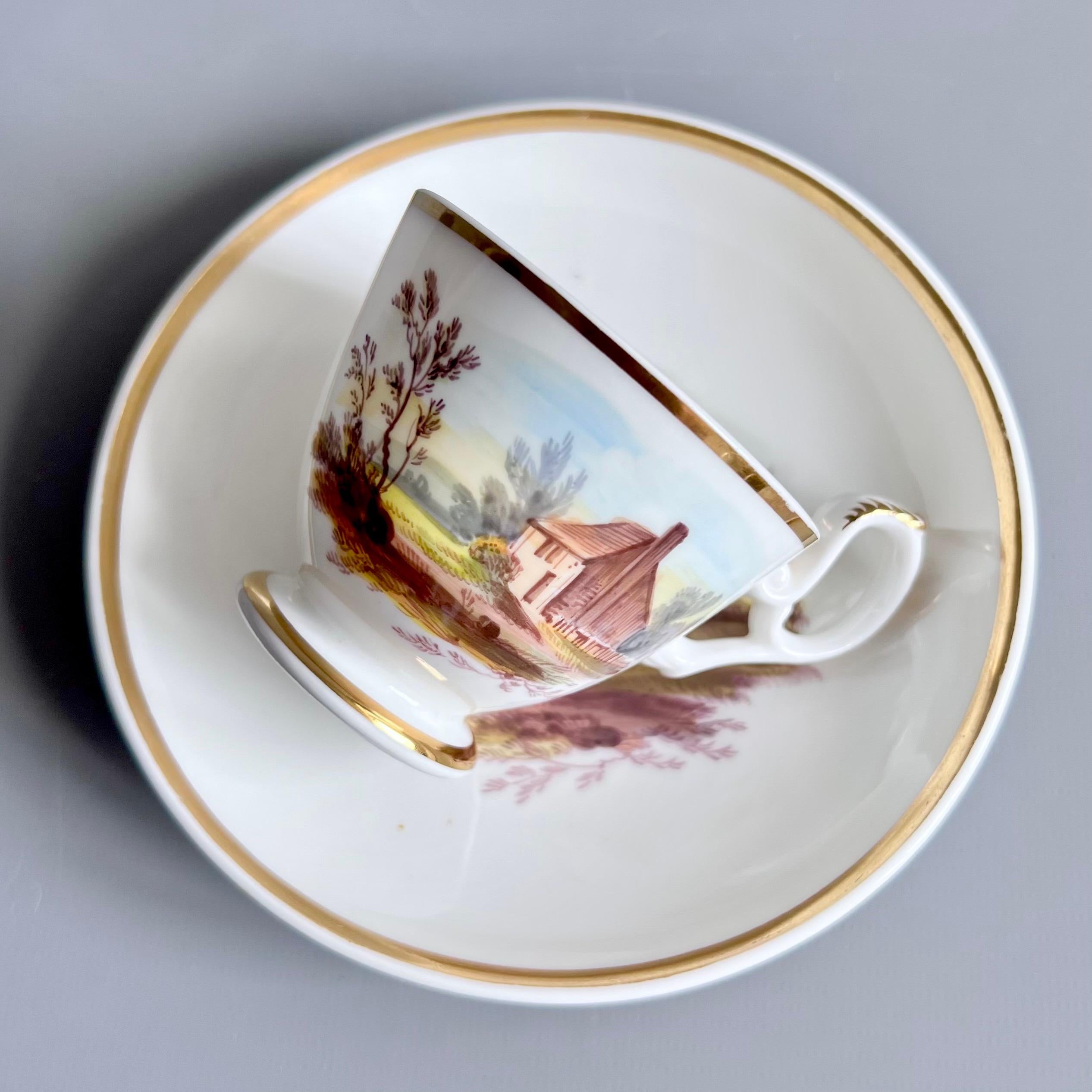 Anglais Tasse à café H&R Daniel, forme simple, blanc avec paysage, 1825-1830 en vente