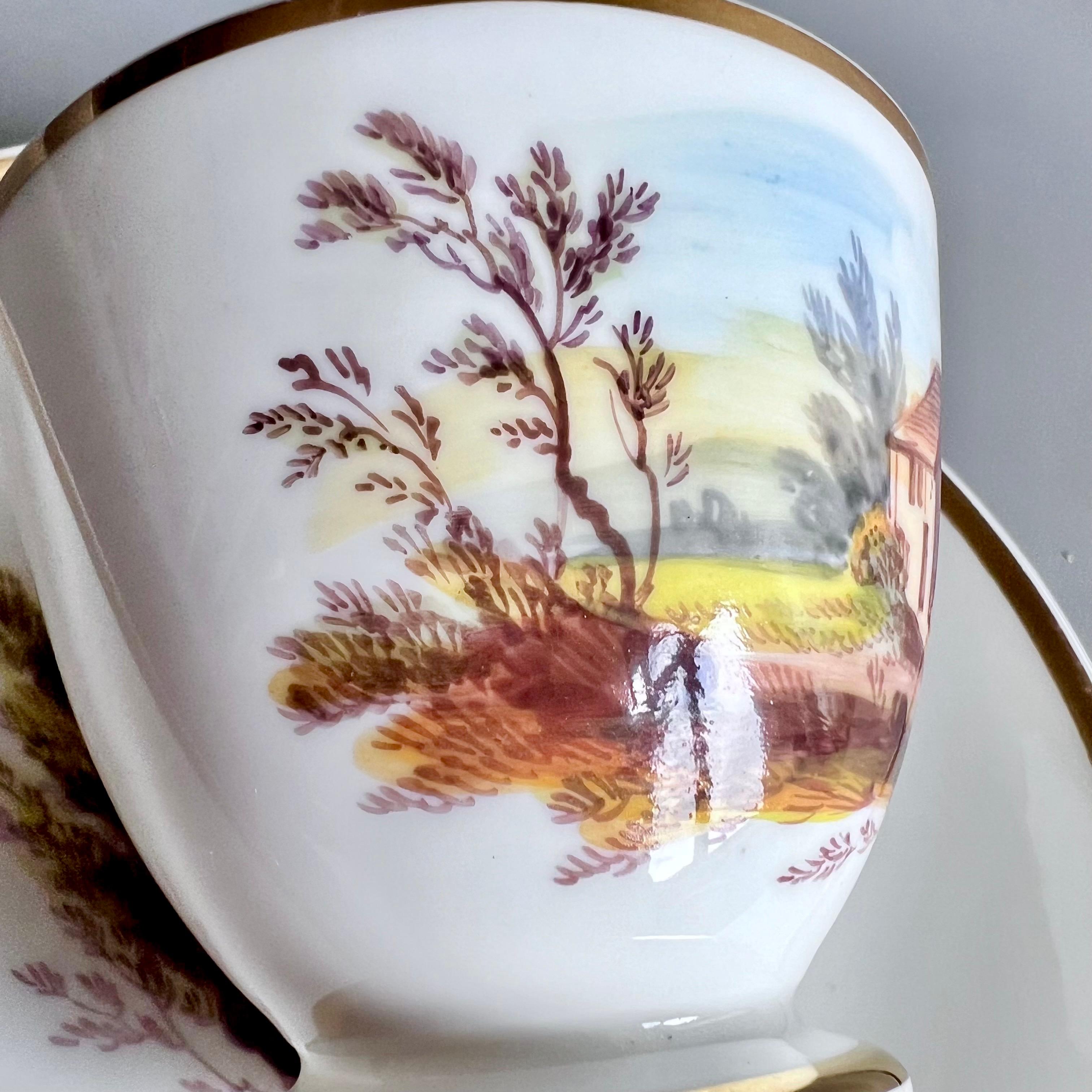 Porcelaine Tasse à café H&R Daniel, forme simple, blanc avec paysage, 1825-1830 en vente