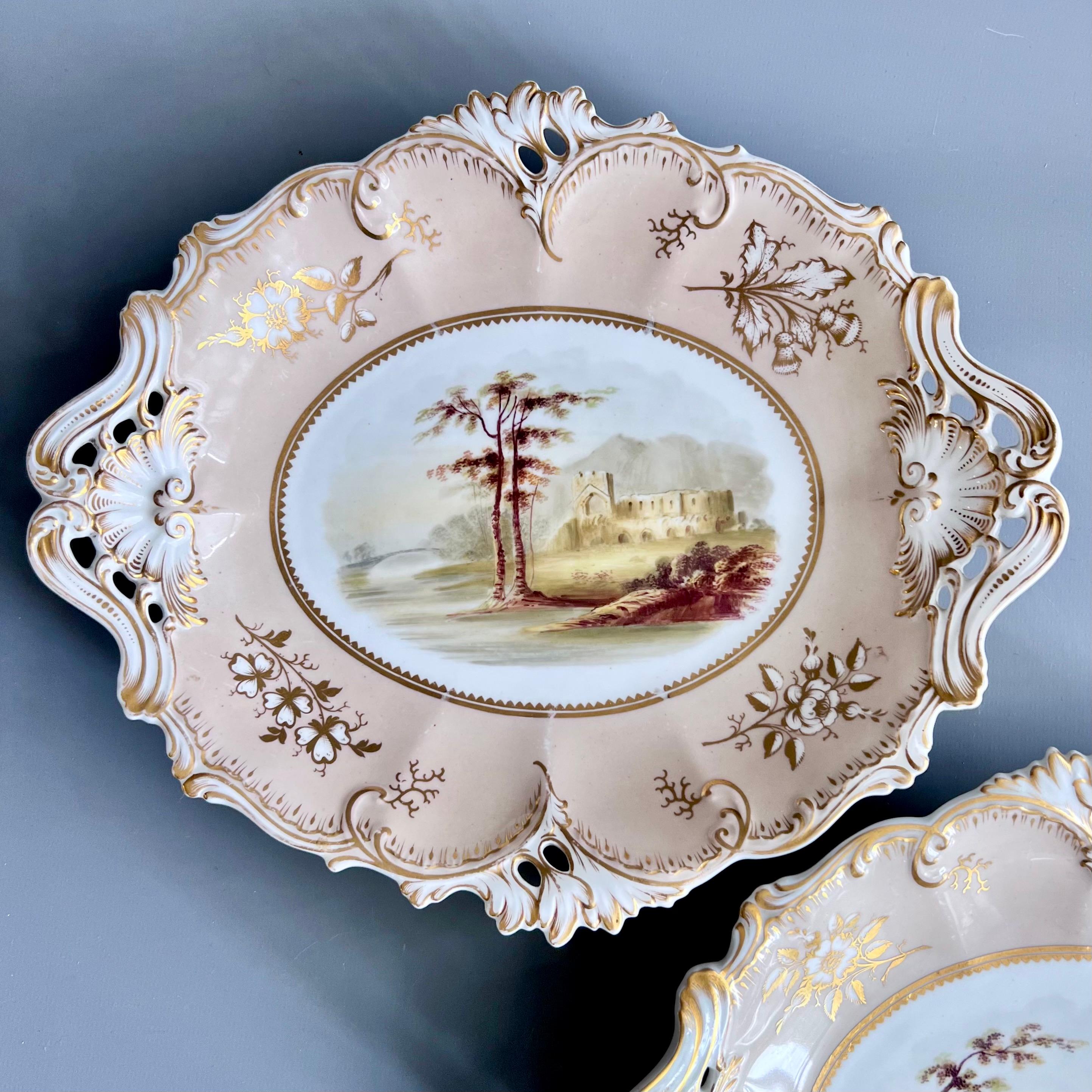 H&R Daniel Pareja de compases bajos, forma de reina, gris, paisajes con nombre, ca 1838 Renacimiento rococó en venta