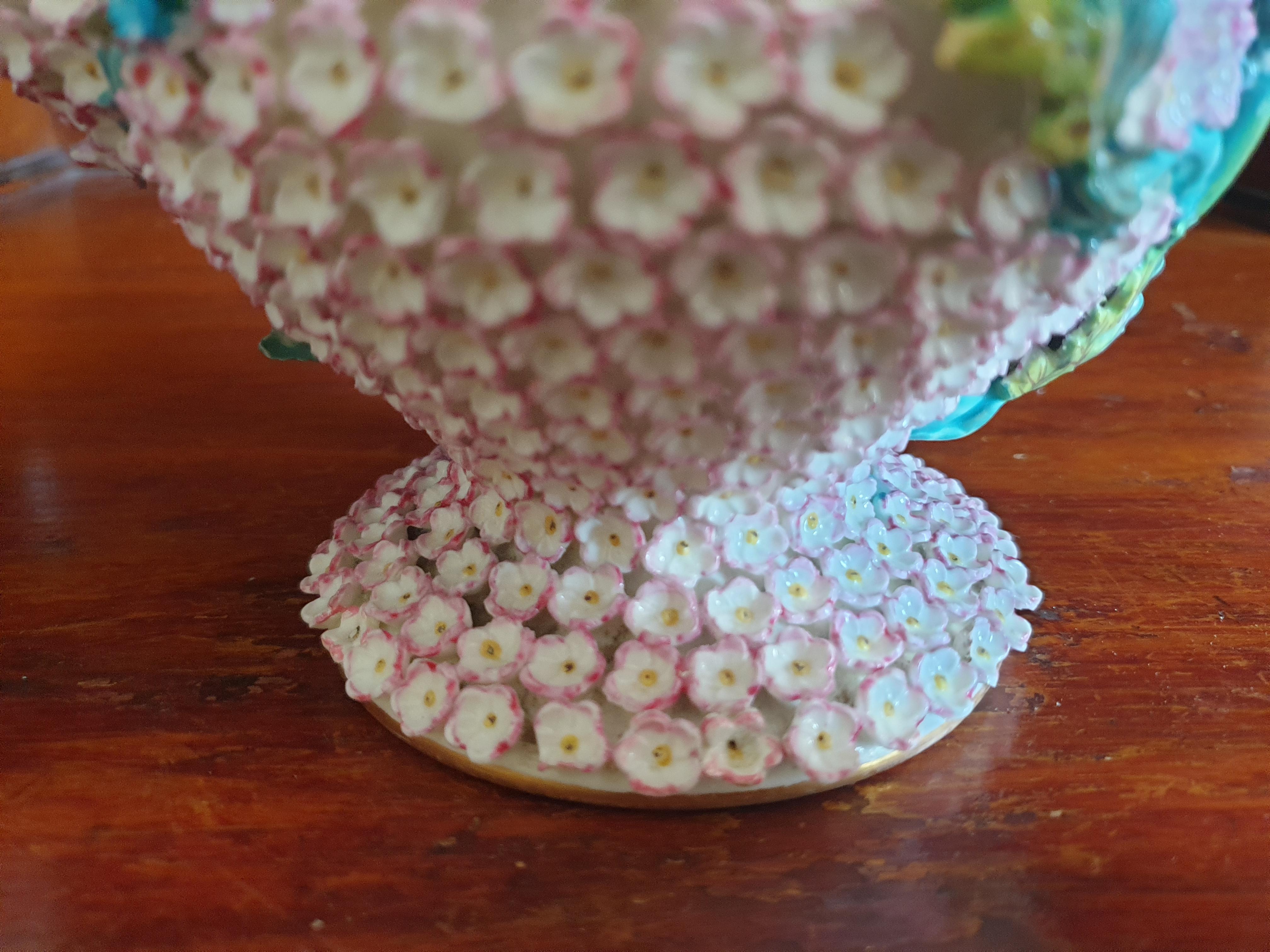 H&R Daniel Pair of Pink Schneeballen Canaries Lidded Vases For Sale 5