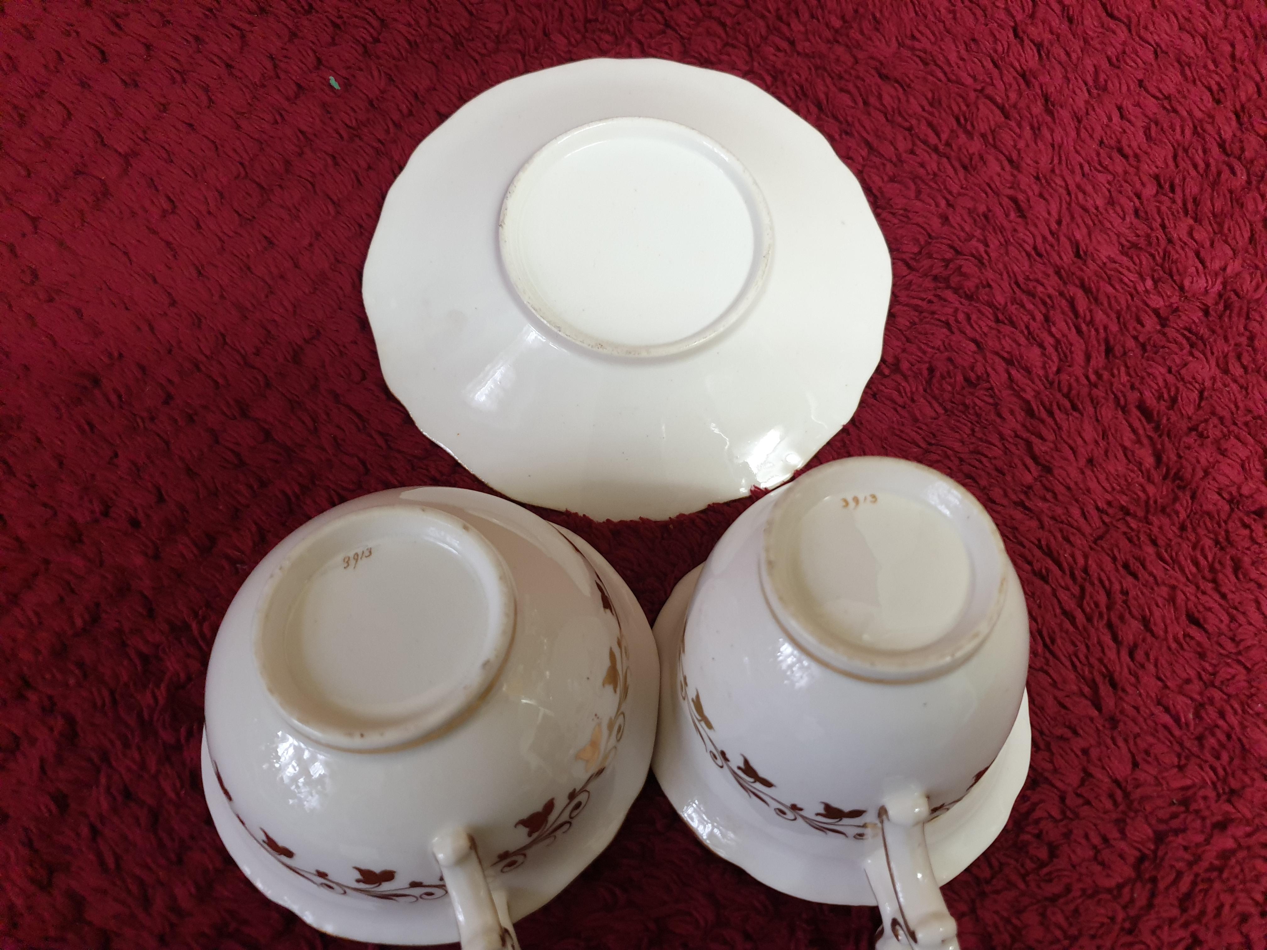 Early 19th Century H&R Daniel Pink Trio Second Gadroon Shape For Sale
