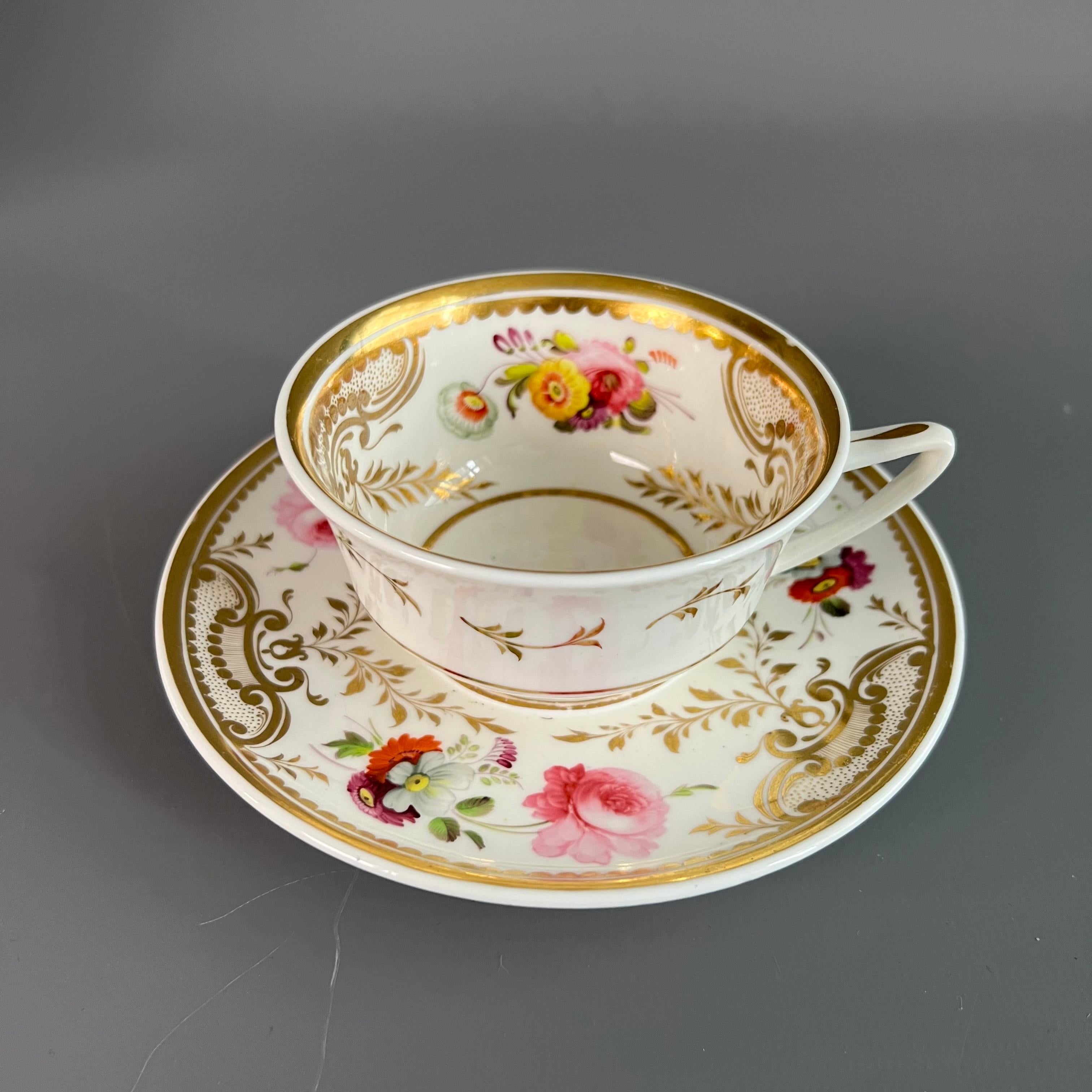 Rococo Revival H&R Daniel Teacup Trio, White, Floral, Etruscan Shape, Regency circa 1825 For Sale