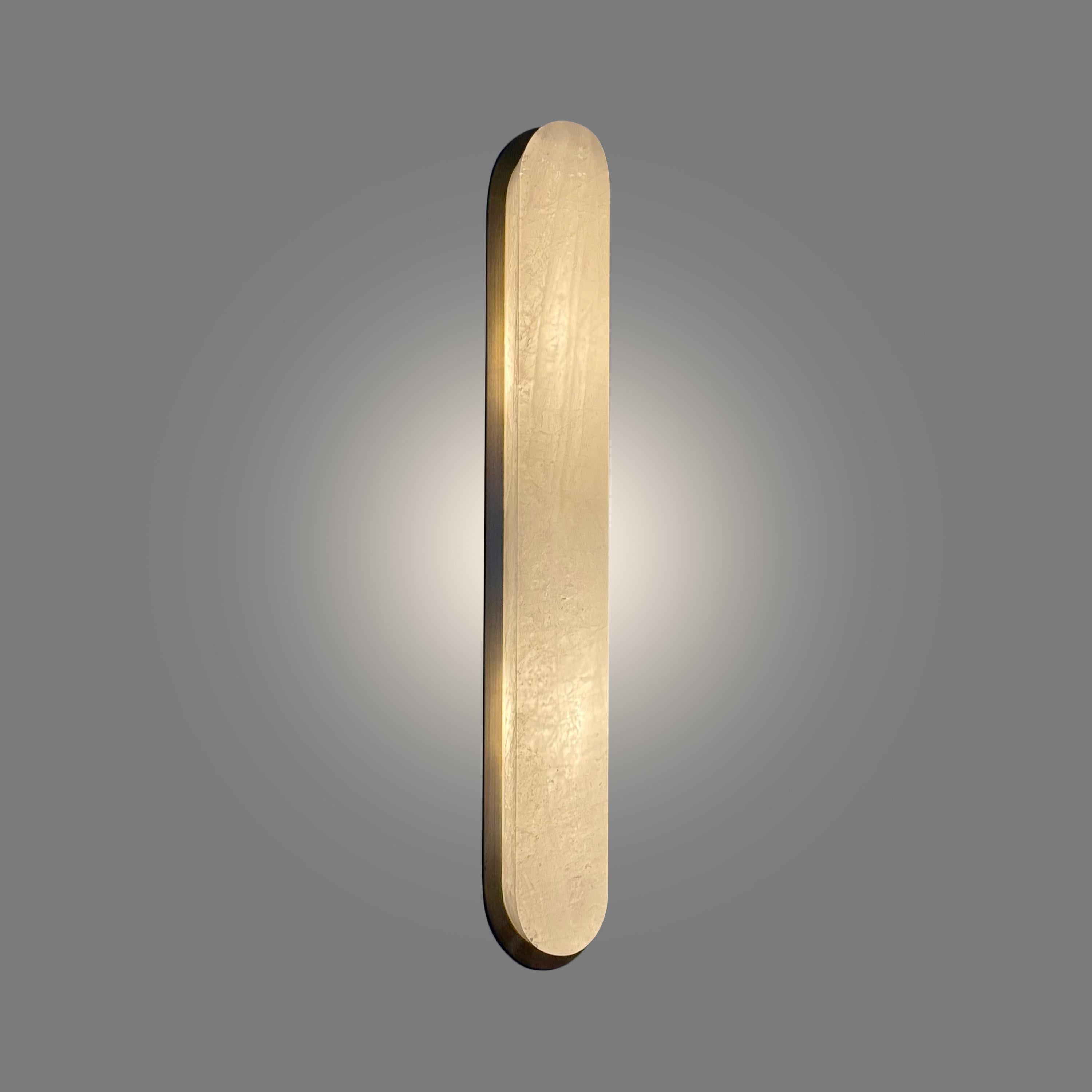 HRB22 Aplique de Cristal de Roca By Phoenix Siglo XXI y contemporáneo en venta