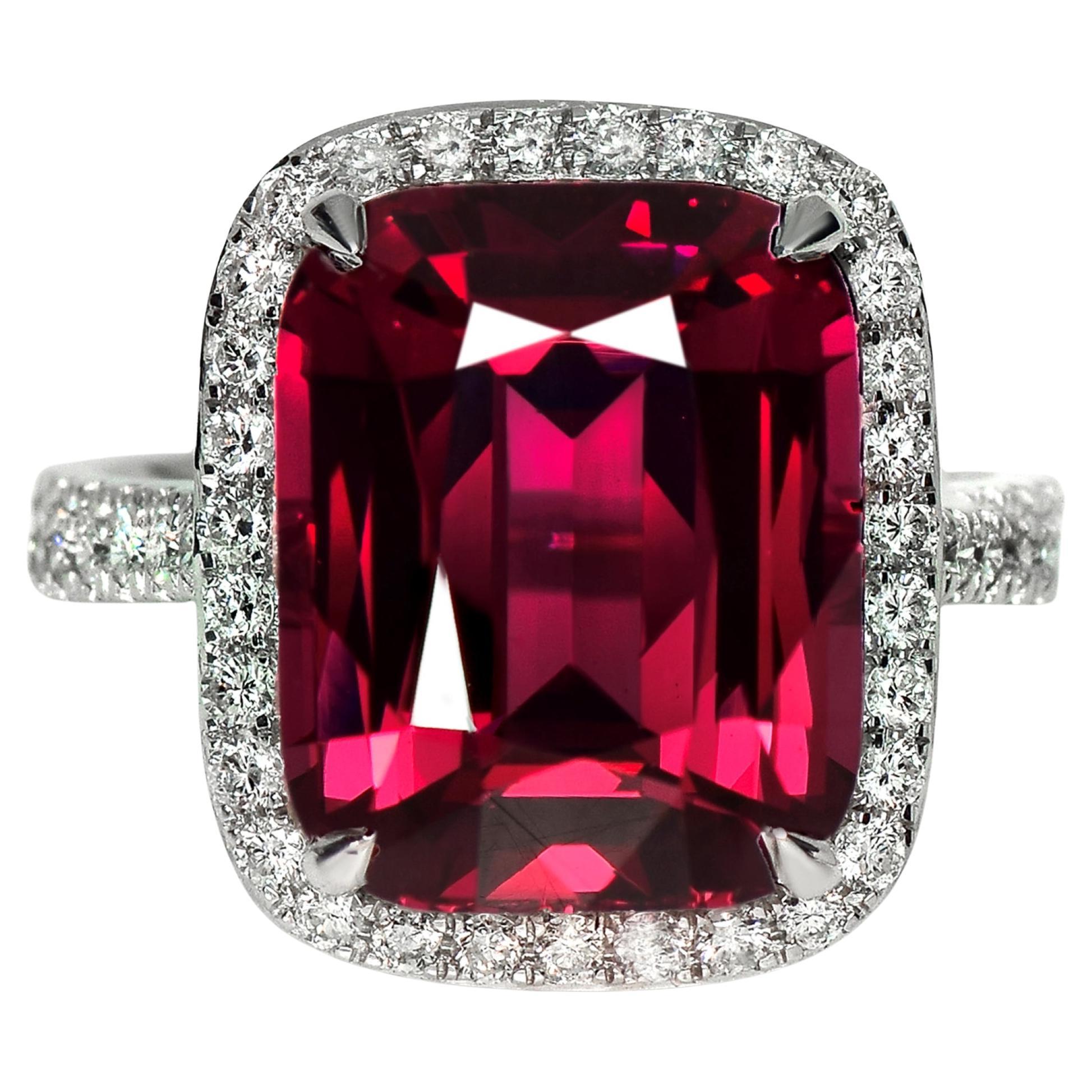 HRD 10.00 ct 14K White Gold Vivid Purplish Red Mahenge Garnet Engagement Ring