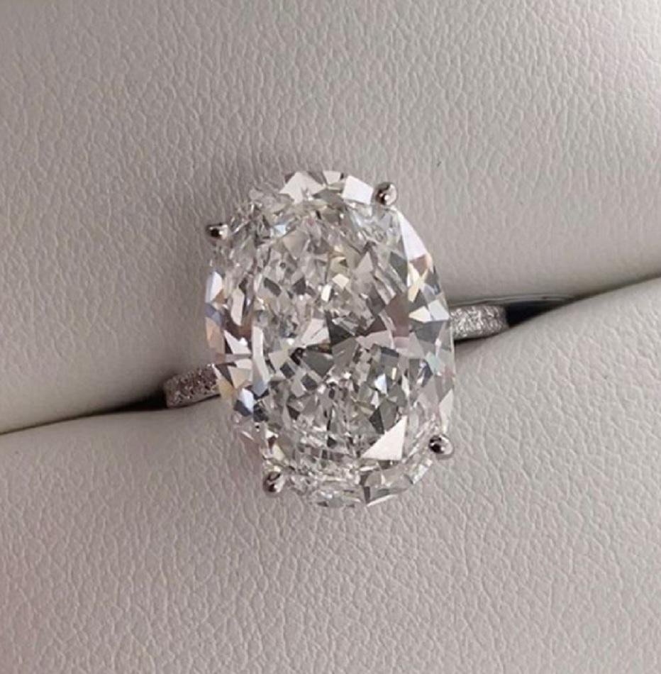 An exquisite oval diamond ring composed by a perfect 10 carat oval diamond 
the stone has F color and VS2 clarity and triple excellent cut and polish 
consider the pave of diamonds weights approx. 0.50 carats and is composed by vvs/vs clarity f