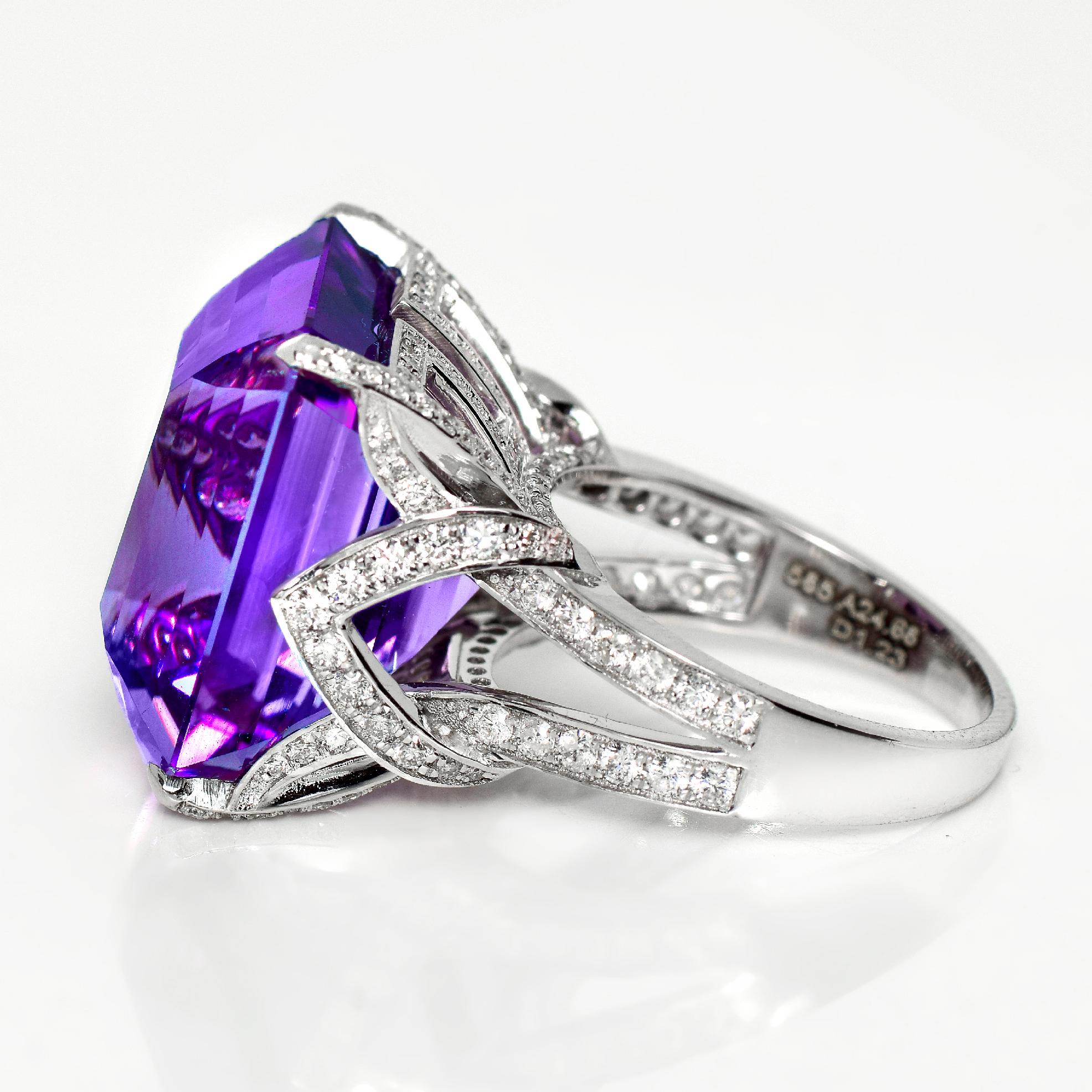 HRD 14K 24.68 ct Natural Vivid Purple Amethyst Diamonds Antique Engagement Ring Corte cuadrado en venta