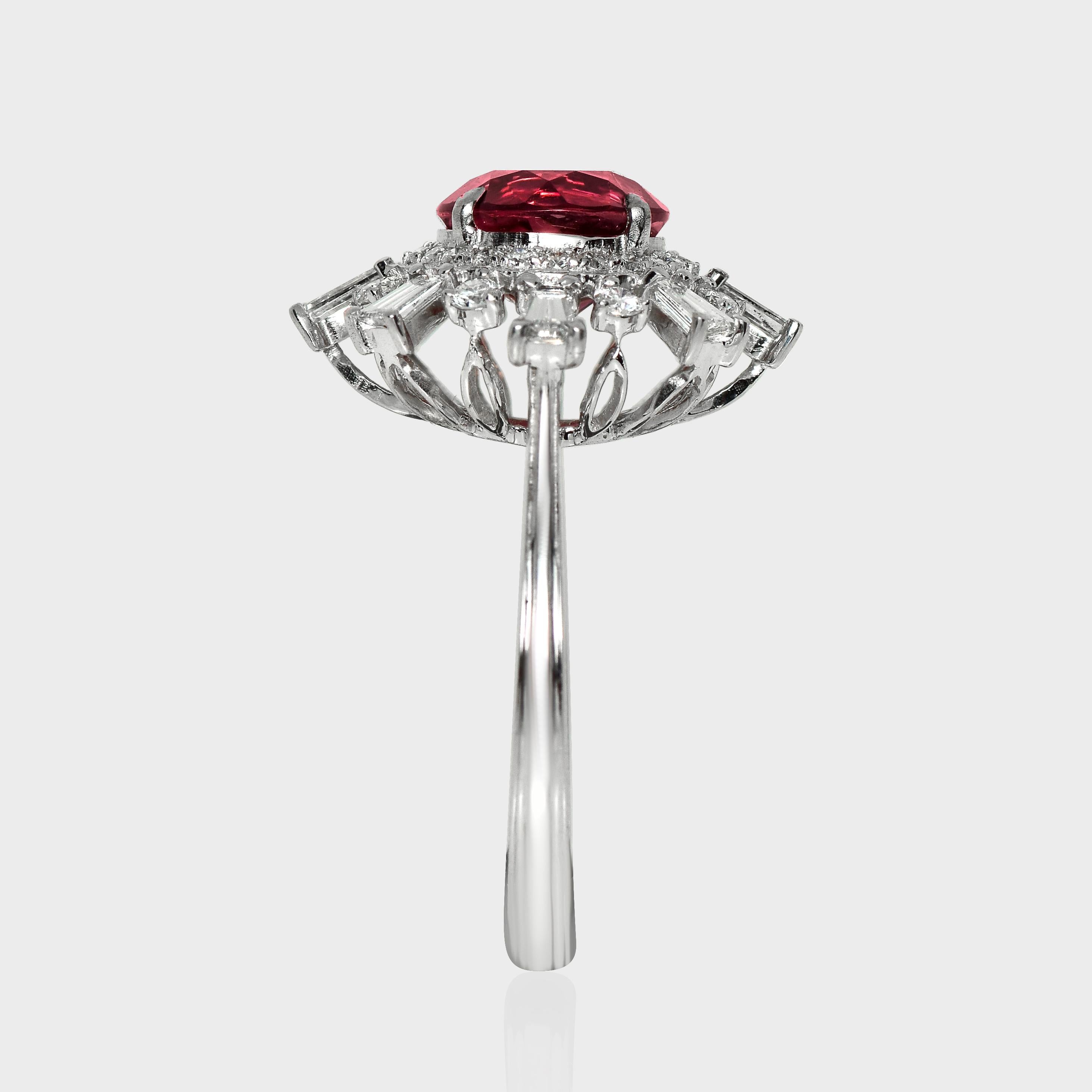 HRD 14K 3,20 ct  Anello di fidanzamento antico con diamanti rossi Nature Rubellite In condizioni Nuovo in vendita a Kaohsiung City, TW