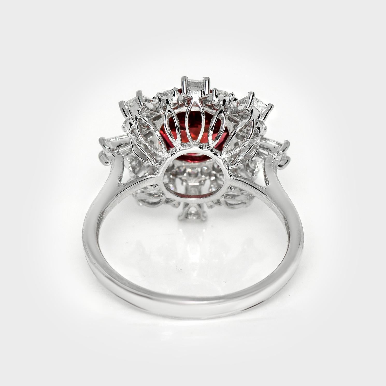 HRD 14K 3,20 ct  Anello di fidanzamento antico con diamanti rossi Nature Rubellite in vendita 1