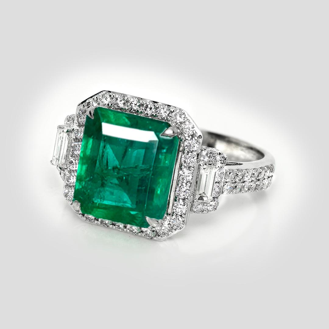 HRD 18K 6.54 Ct Zambia Esmeralda&Diamantes Anillo de Compromiso Antiguo Contemporáneo en venta