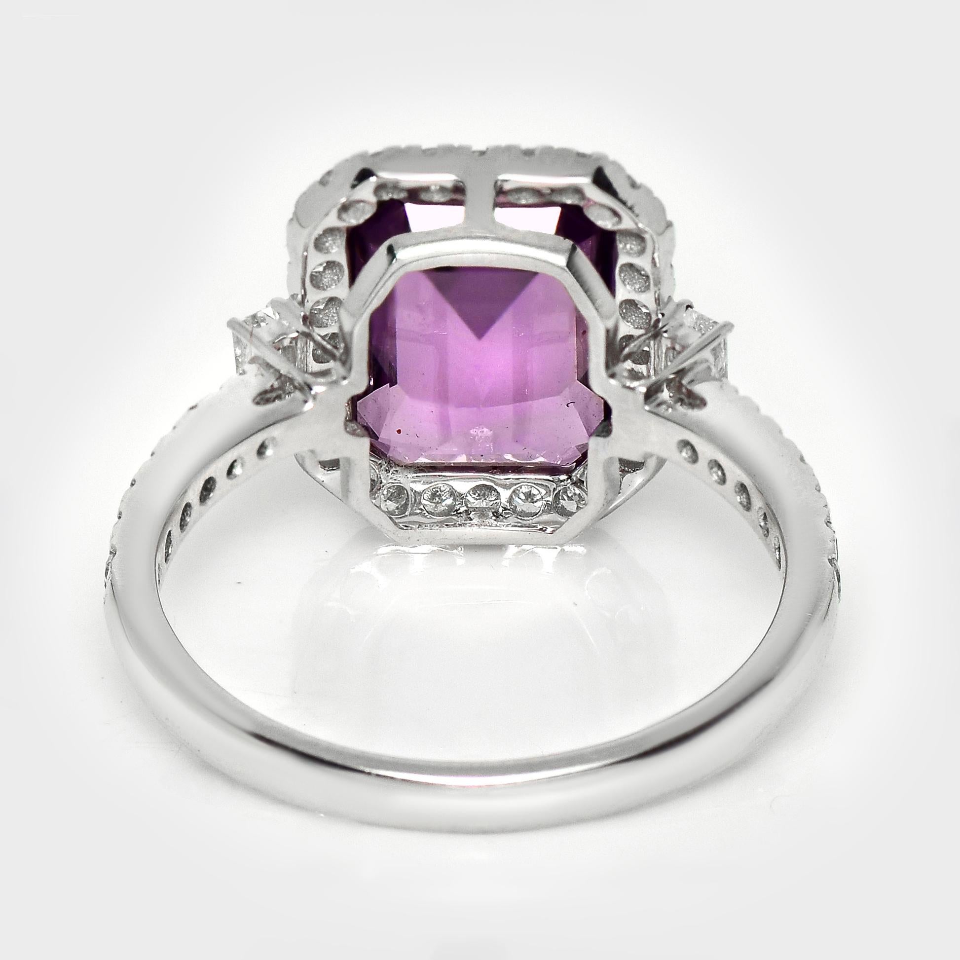 Bague de fiançailles HRD 4.05 Ct 14K White Gold Unheated Pink Spinel&Diamonds en vente 1