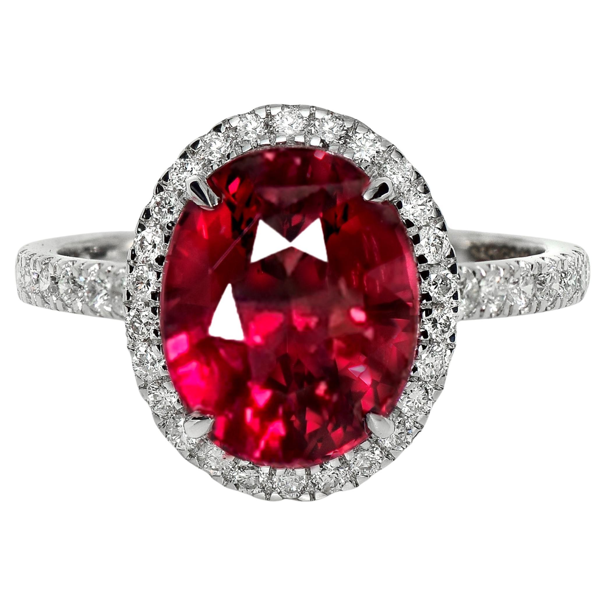 HRD 5.10 ct 14K White Gold Vivid Purplish Red Mahenge Garnet Engagement Ring
