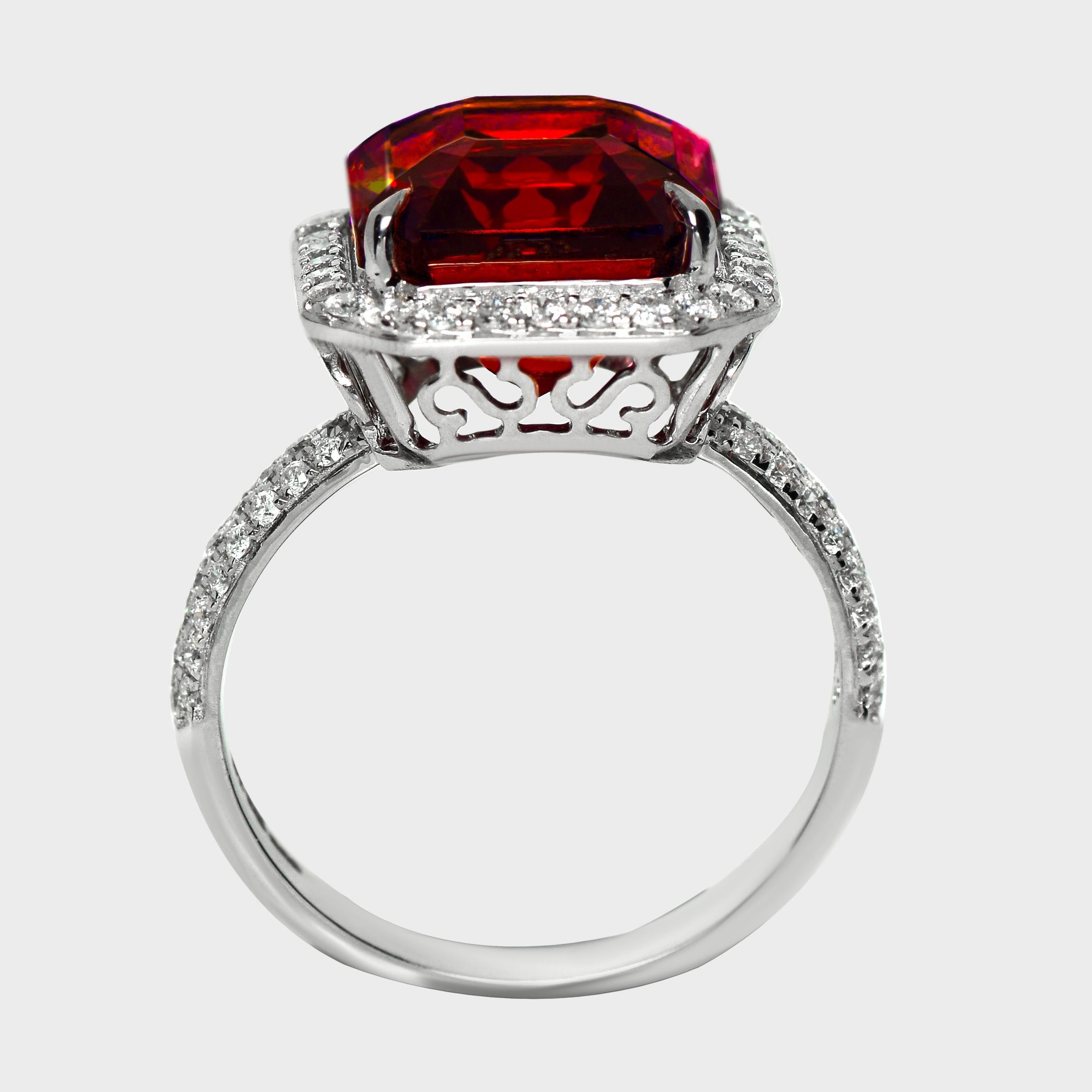HRD 8.15 ct 14K White Gold Vivid Red Garnet Engagement Ring im Zustand „Neu“ im Angebot in Kaohsiung City, TW