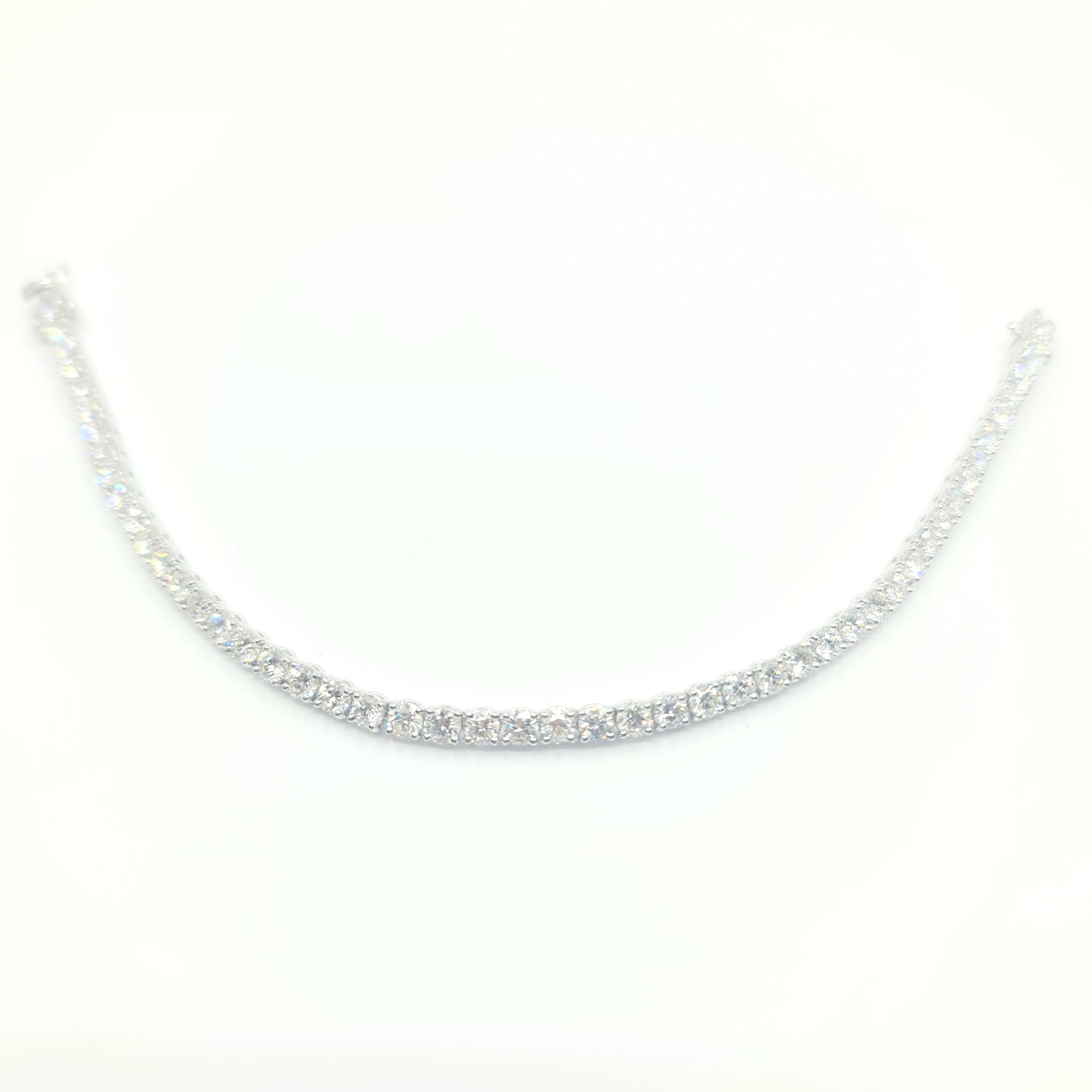 Bracelet tennis HRD en or blanc 18 carats avec diamants certifiés G/VS-SI d'Anvers de 6,65 carats en vente 1