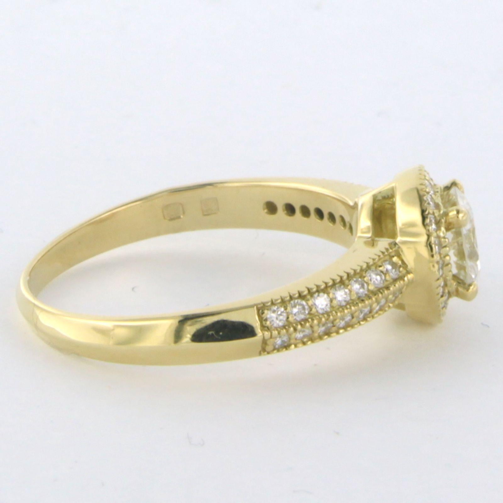 Certificato HRD  Anello con diamante taglio brillante da 0,79 carati in oro giallo 18 carati in vendita 1