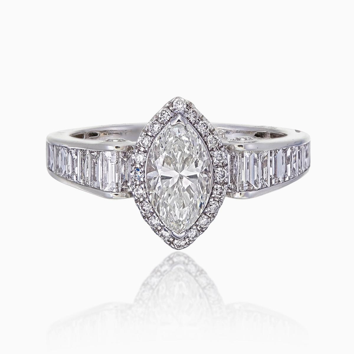 HRD-zertifizierter 1,09 Karat IF Klarheit Diamant im Marquise-Schliff in 18 Karat Weißgold im Zustand „Neu“ im Angebot in Bangkok, TH
