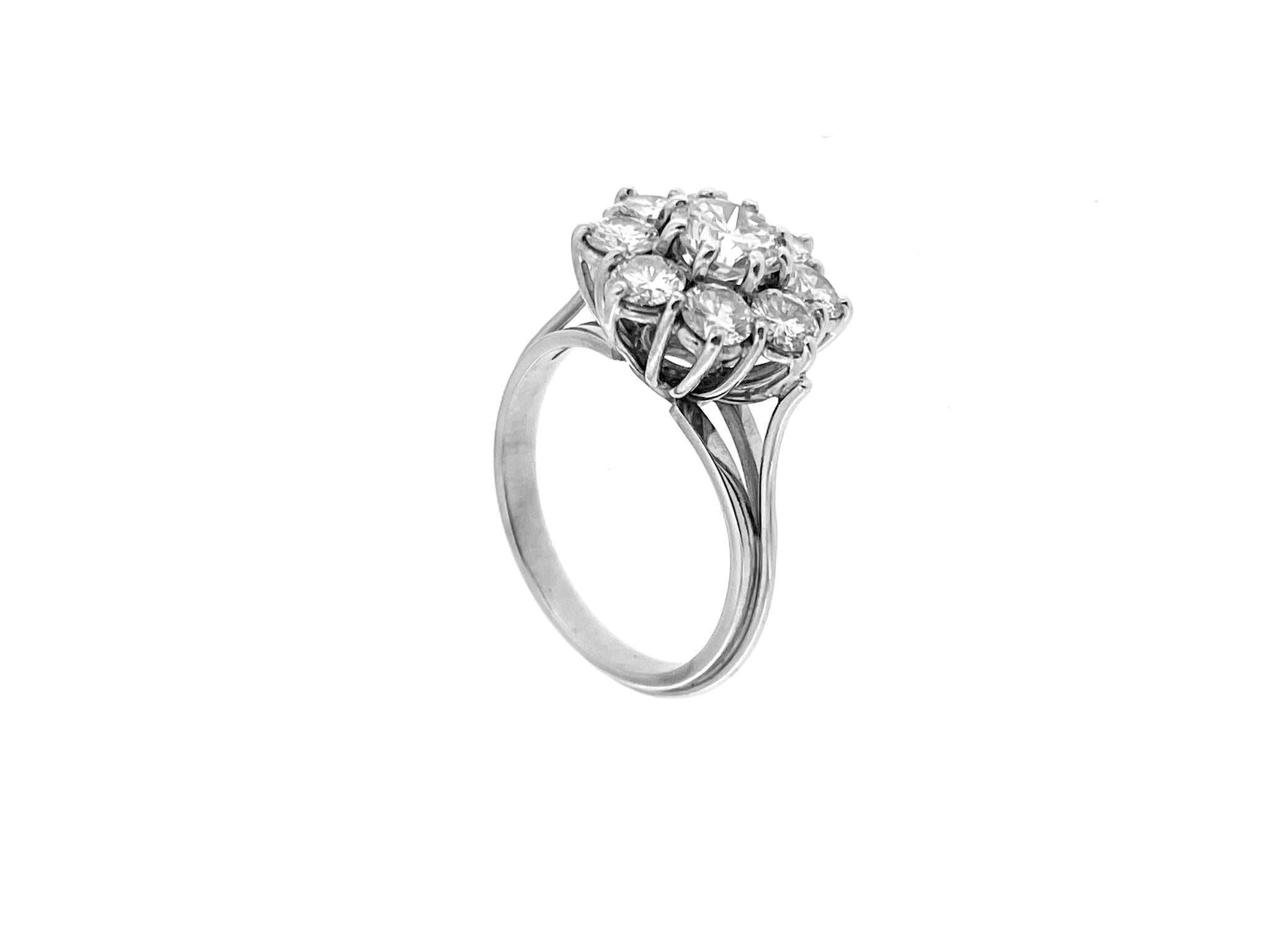 HRD Certificado 2.00ct Diamante Retro Anillo Platino Diseño Flor Corte brillante en venta