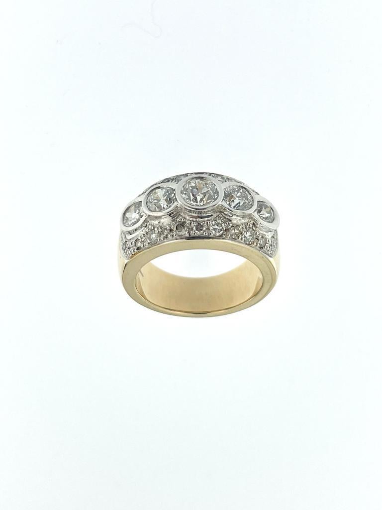 HRD Certified 3.25ct Diamond Ring Yellow and White Gold For Sale 3