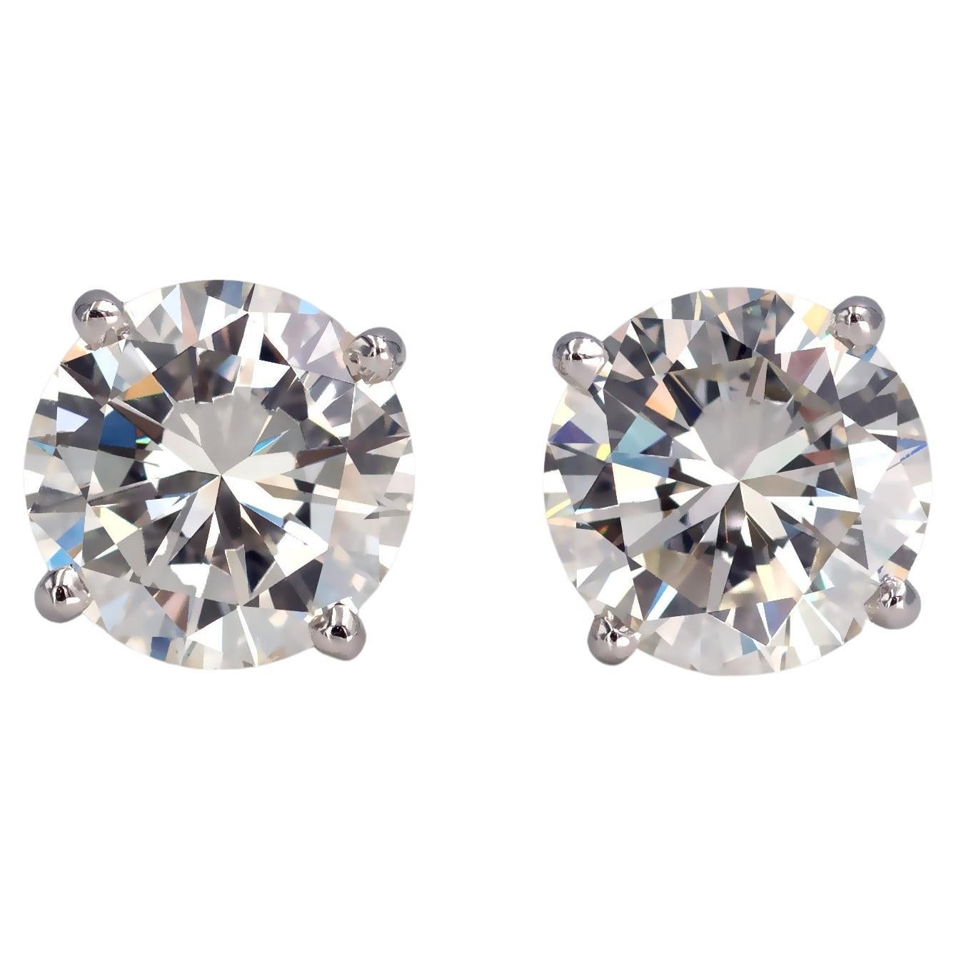 Certified 4.51 Carat Brilliant Cut Diamond 18-Karat Gold Earring Studs