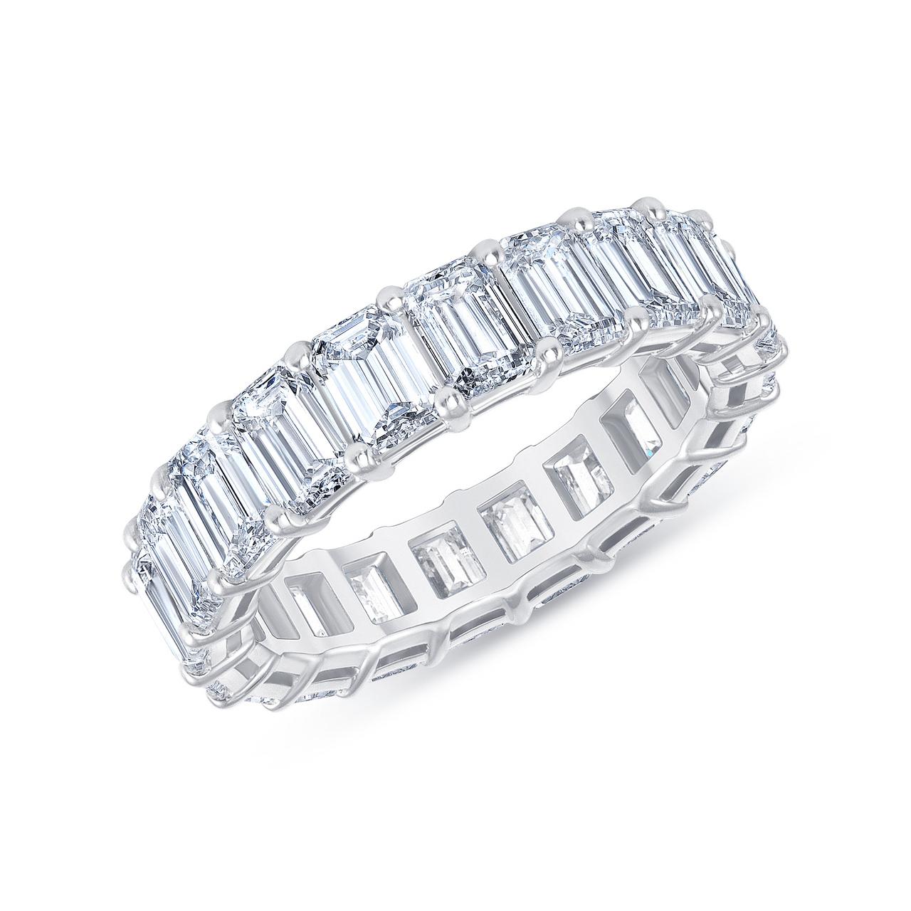 Contemporary HRD Certified 5.65 Carat Emerald Cut White Diamond Eternity Ring or Band Rings For Sale