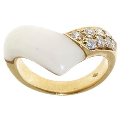 The HRD Certified Gold Set Bracelet and Ring are exquisite pieces crafted with meticulous attention to detail. Both adorned with dazzling diamonds and luxurious ivory, they exude elegance and sophistication. Fashioned from 18kt yellow gold, these