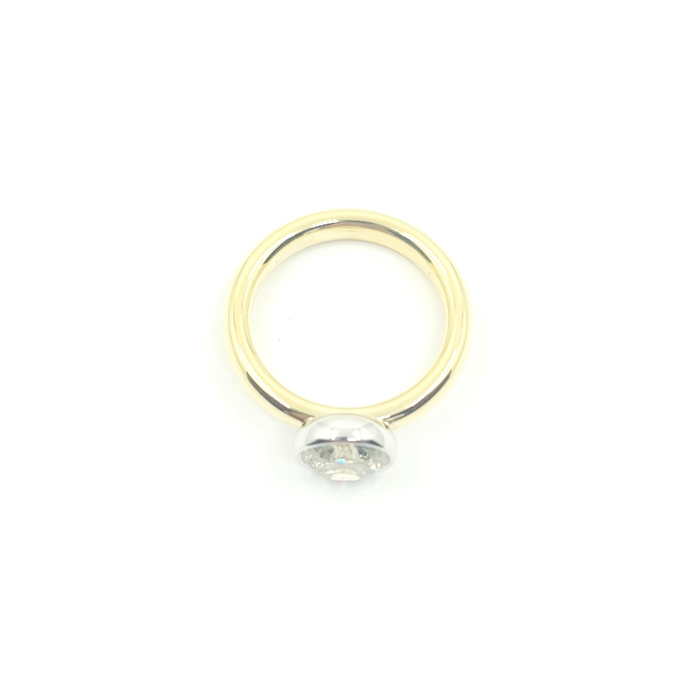 HRD Certified Solitaire Ring with 2.02Ct J-K/I(P) 18K Gold 1
