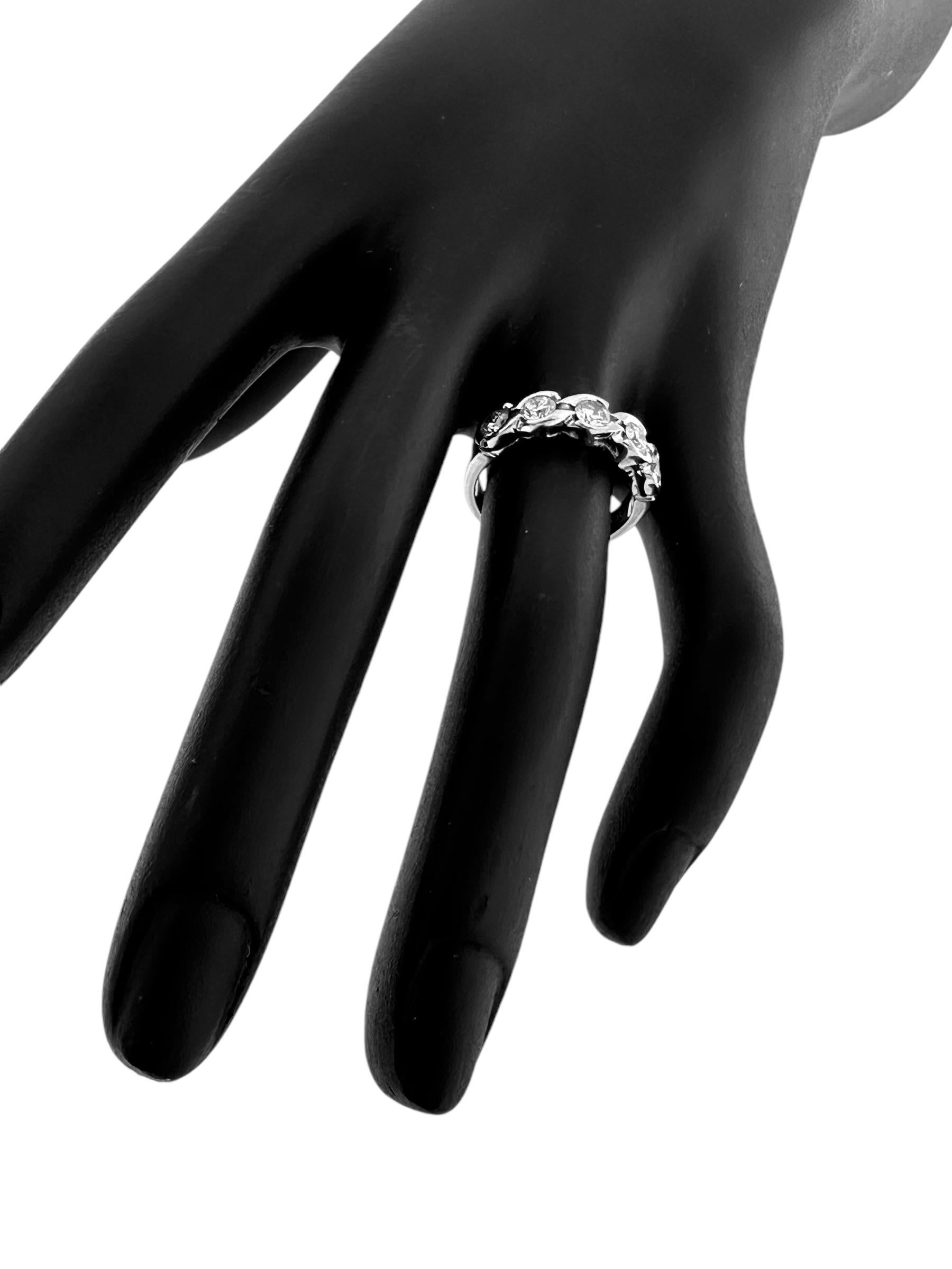 HRD Certified White Gold Band Ring with 1.00ct Natural Diamonds For Sale 4