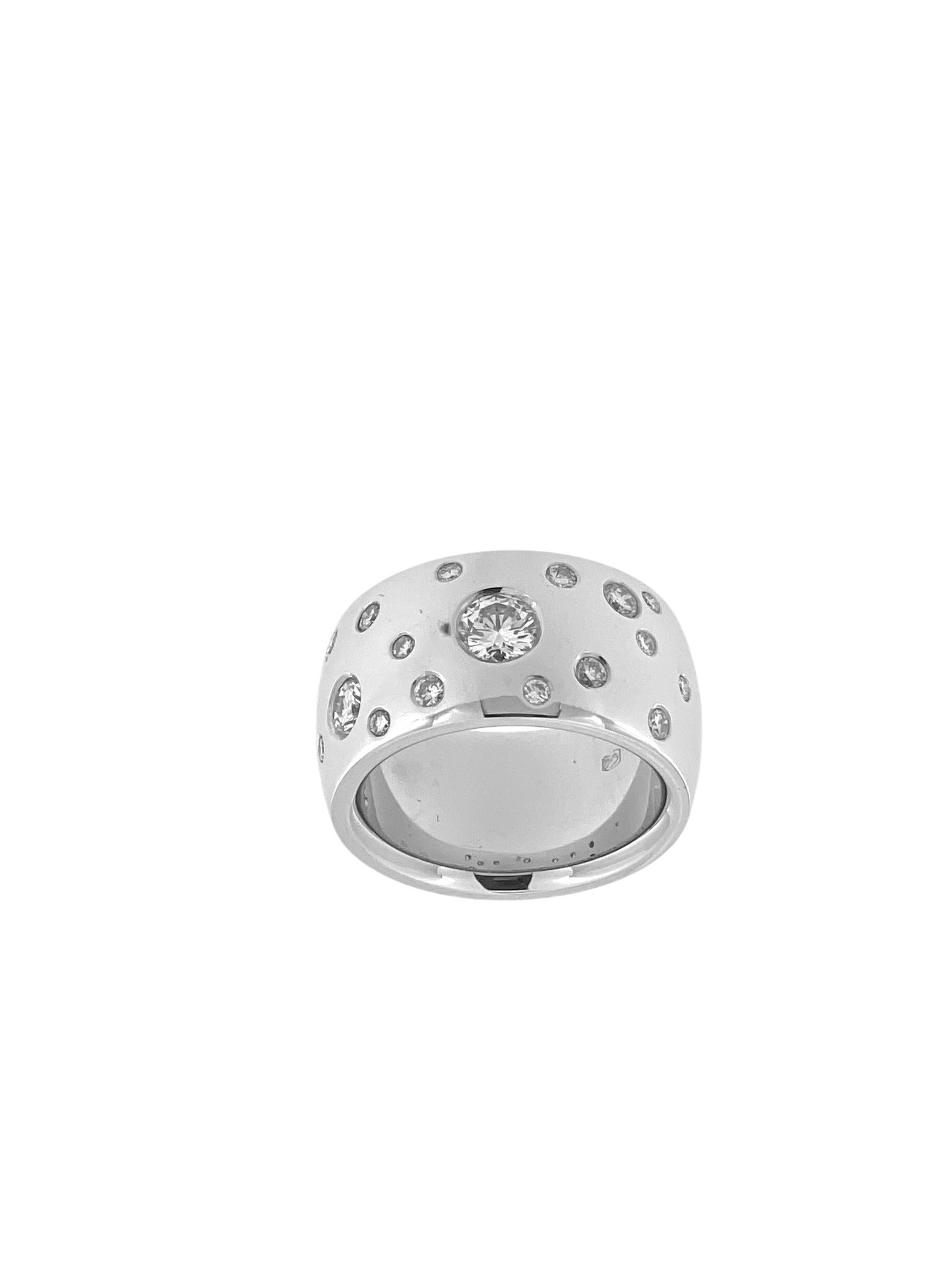 This elegant band ring is crafted from high-quality white gold, exuding a refined and timeless charm. The band is adorned with brilliant-cut diamonds, each meticulously selected and graded by HRD Antwerp for their exceptional quality and