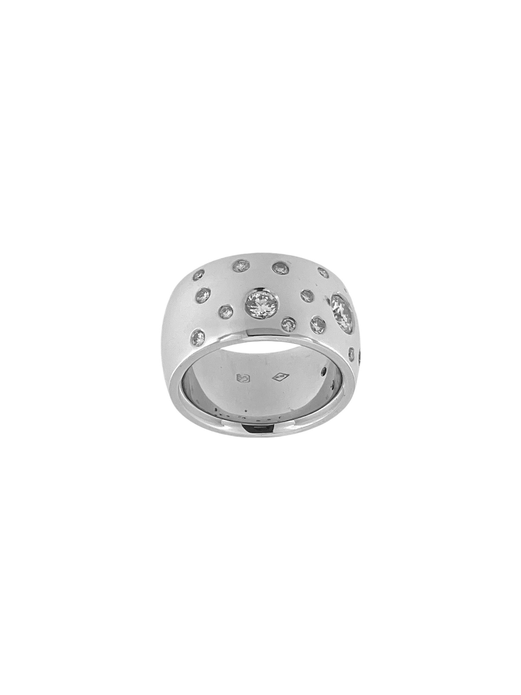 HRD Certified White Gold Band Ring with Diamonds For Sale 3