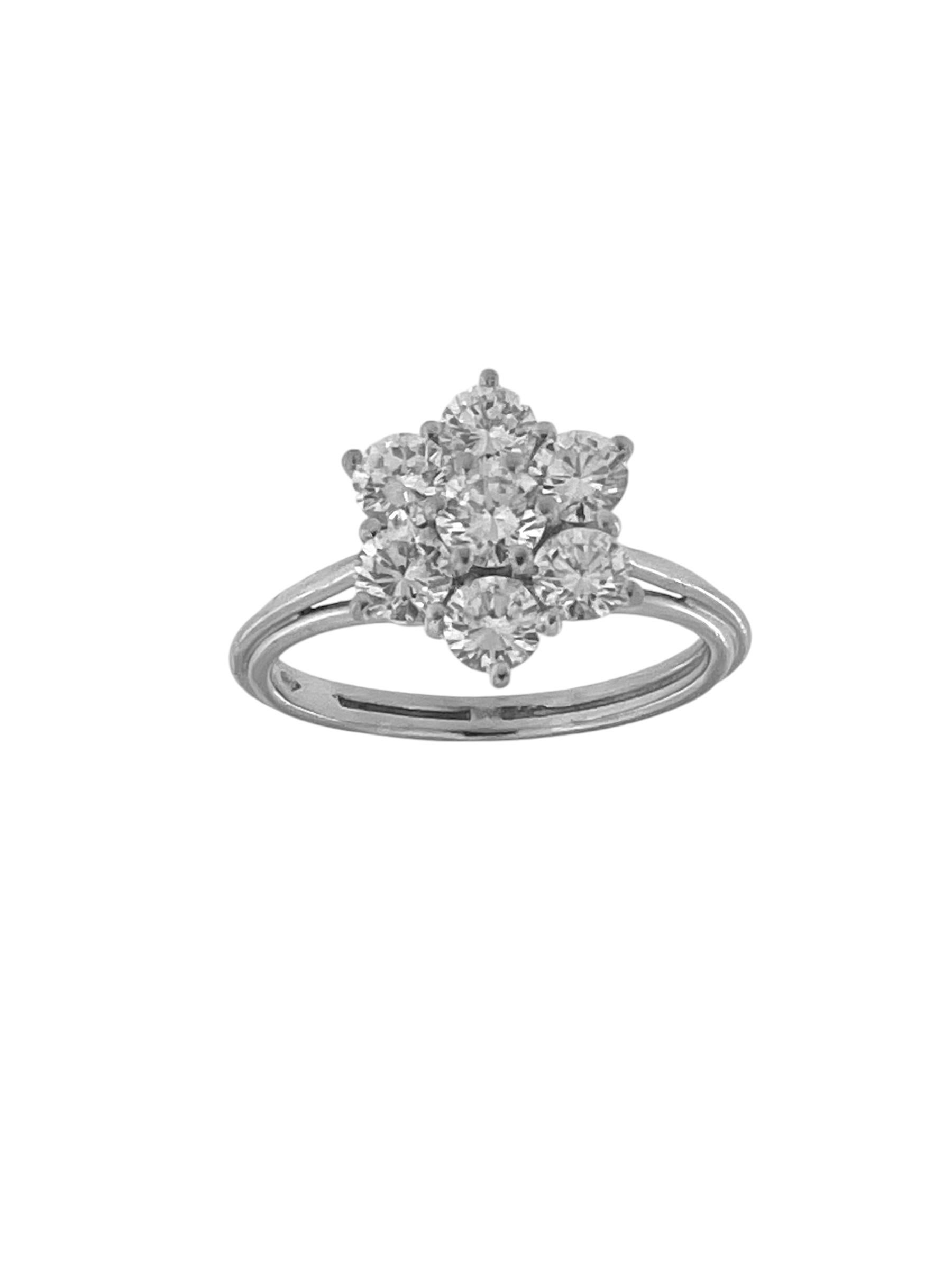HRD-zertifizierter Weißgold Gänseblümchenblumenring mit 1,10 Karat natürlichen Diamanten für Damen oder Herren im Angebot
