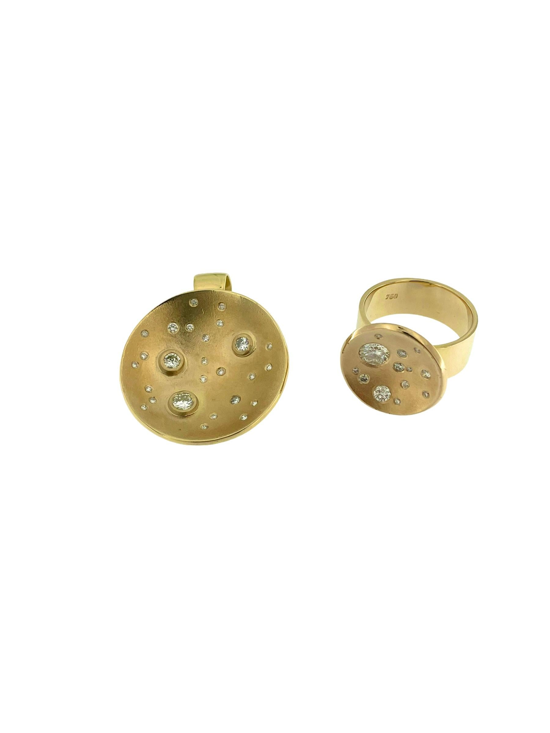 HRD Certified Yellow Gold and Diamonds Set Ring and Pendant Moon Design In Excellent Condition For Sale In Esch sur Alzette, Esch-sur-Alzette