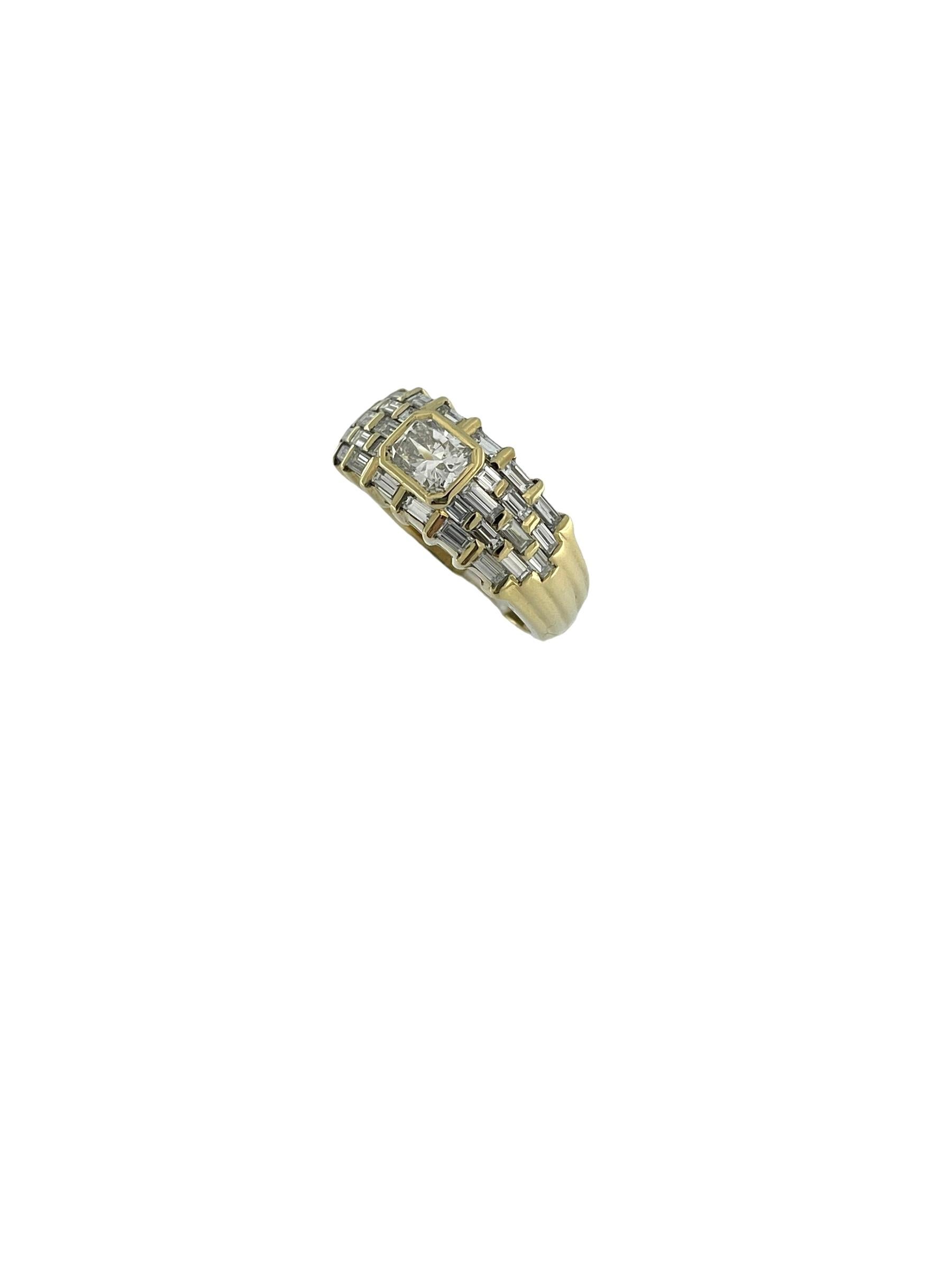 Baguette Cut HRD Certified Yellow Gold Cocktail Ring 1.90ct Diamonds For Sale