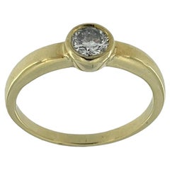 HRD-zertifizierter Verlobungsring aus Gelbgold mit Diamanten