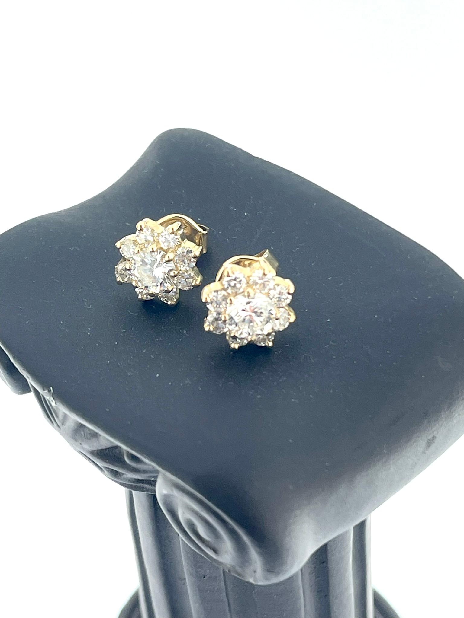 HRD Certified Yellow Gold Diamond Flower Earrings For Sale 5