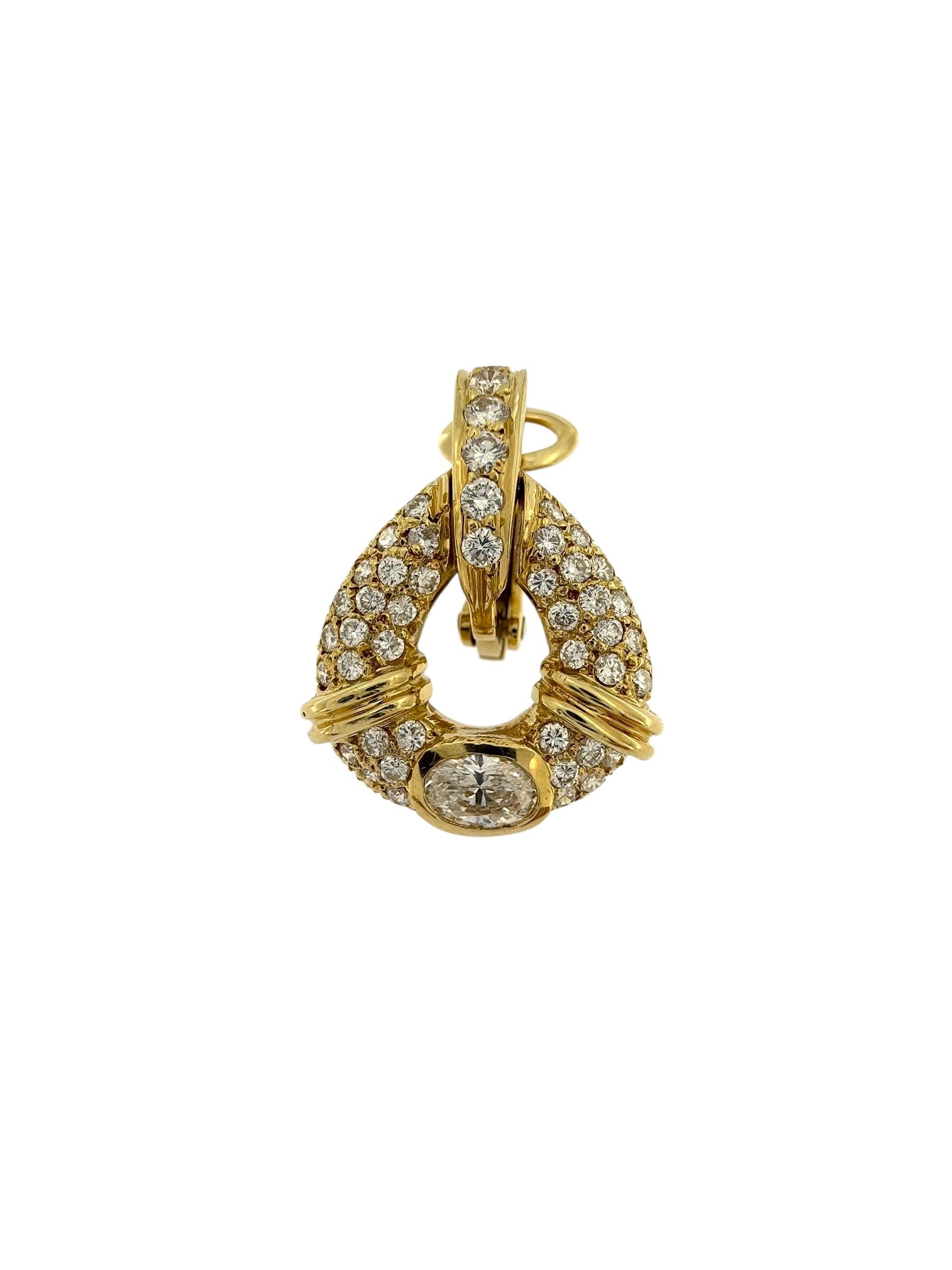 Orecchini in oro giallo certificati HRD con 2,50ct di diamanti naturali in vendita 4
